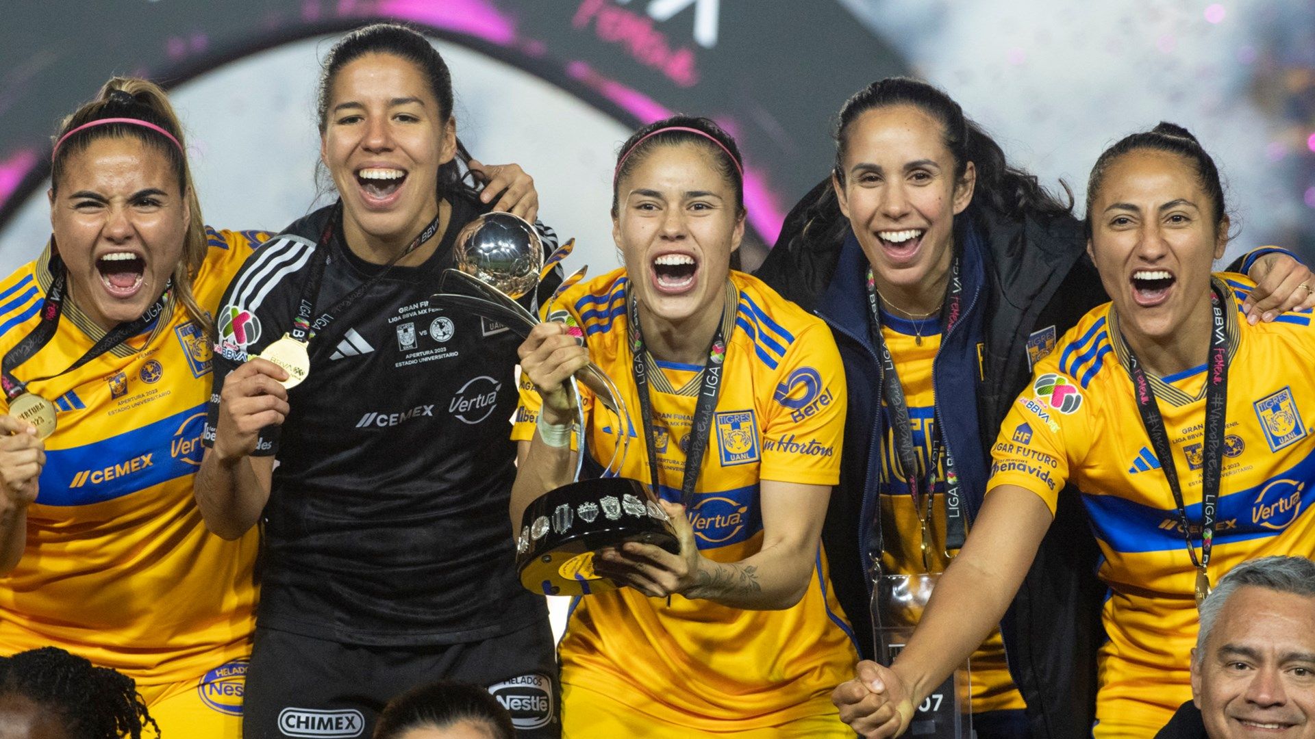 Lizbeth Ovalle: Strategic Analysis of Orlando Pride's Record-Breaking Transfer for the Tigres Standout Behind Mexico's Upset Victory Over the USWNT