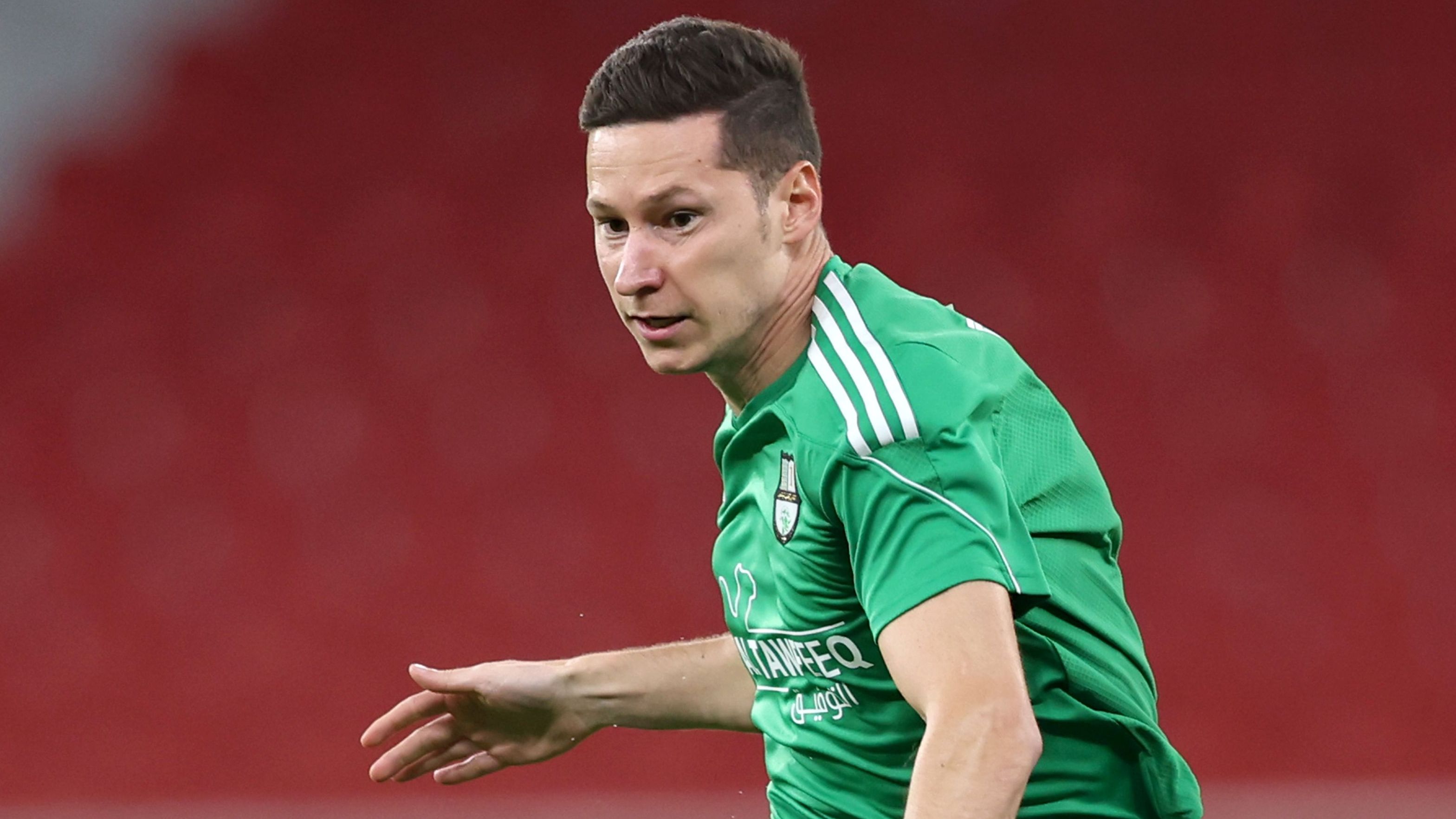Neymar and Mbappé's Signings Complicate PSG Dynamics, Yet Draxler Seeks to Extend Stay to Observe Star's Development