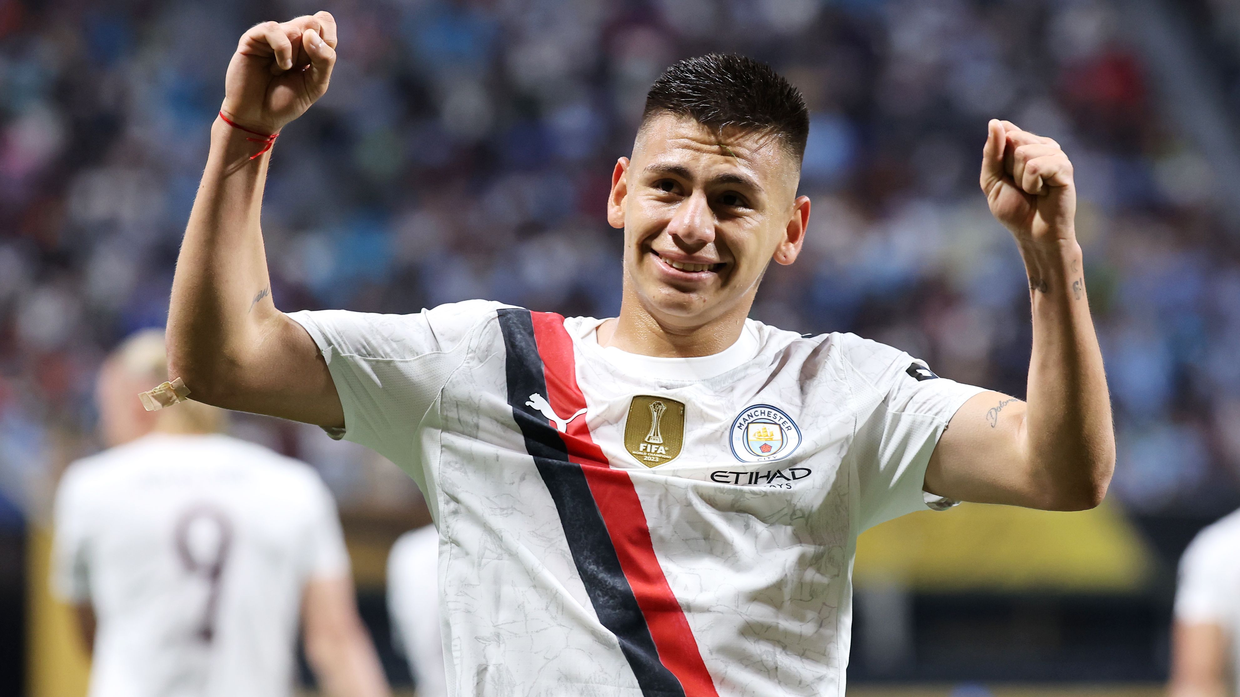 Bayer Leverkusen Secures Claudio Echeverri Transfer as Manchester United Finalizes Deal with Manchester City, Surpassing Borussia Dortmund