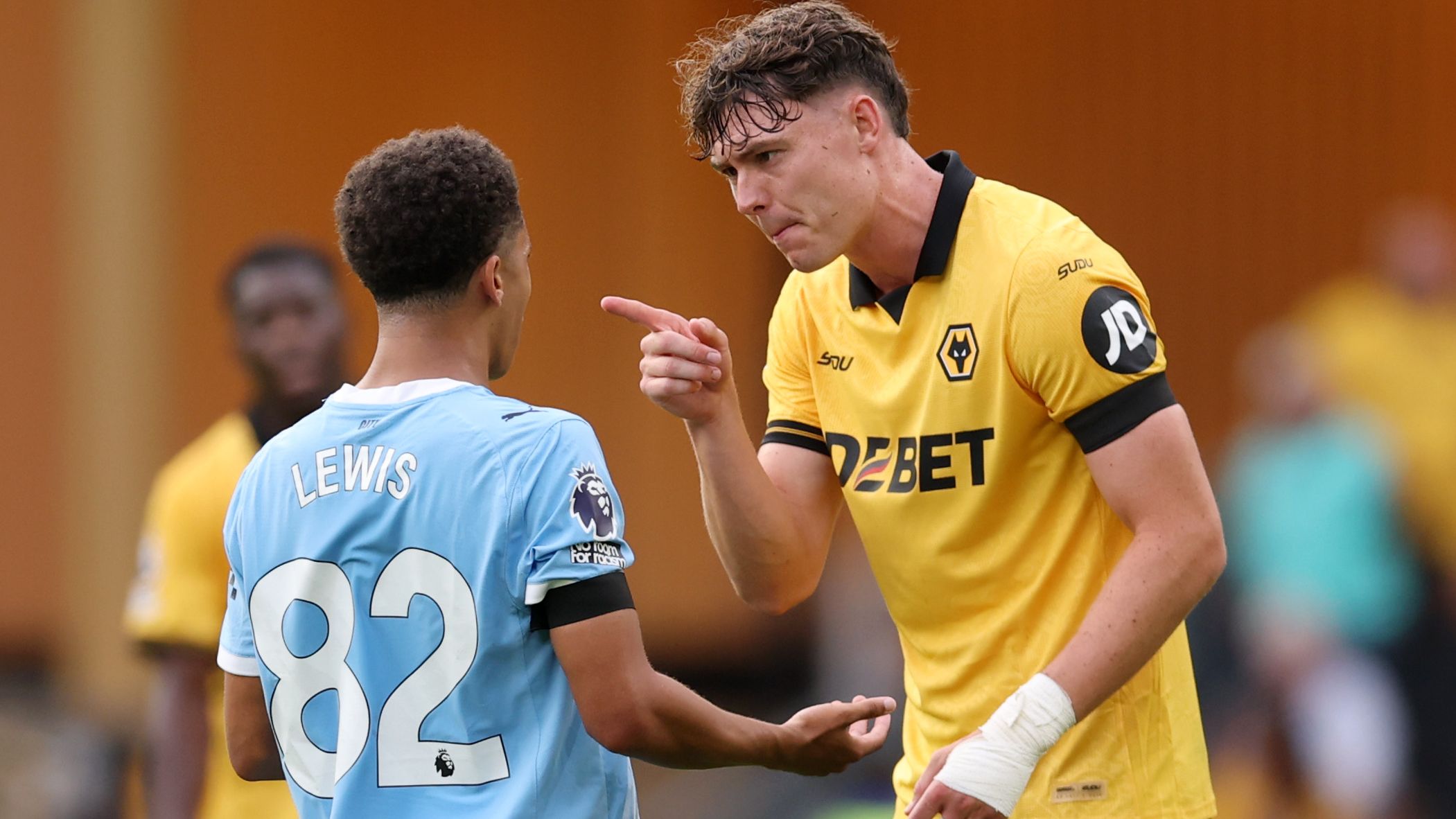 Newcastle United Pursues Wolverhampton's Jorgen Strand Larsen as Alexander Isak's Potential Successor