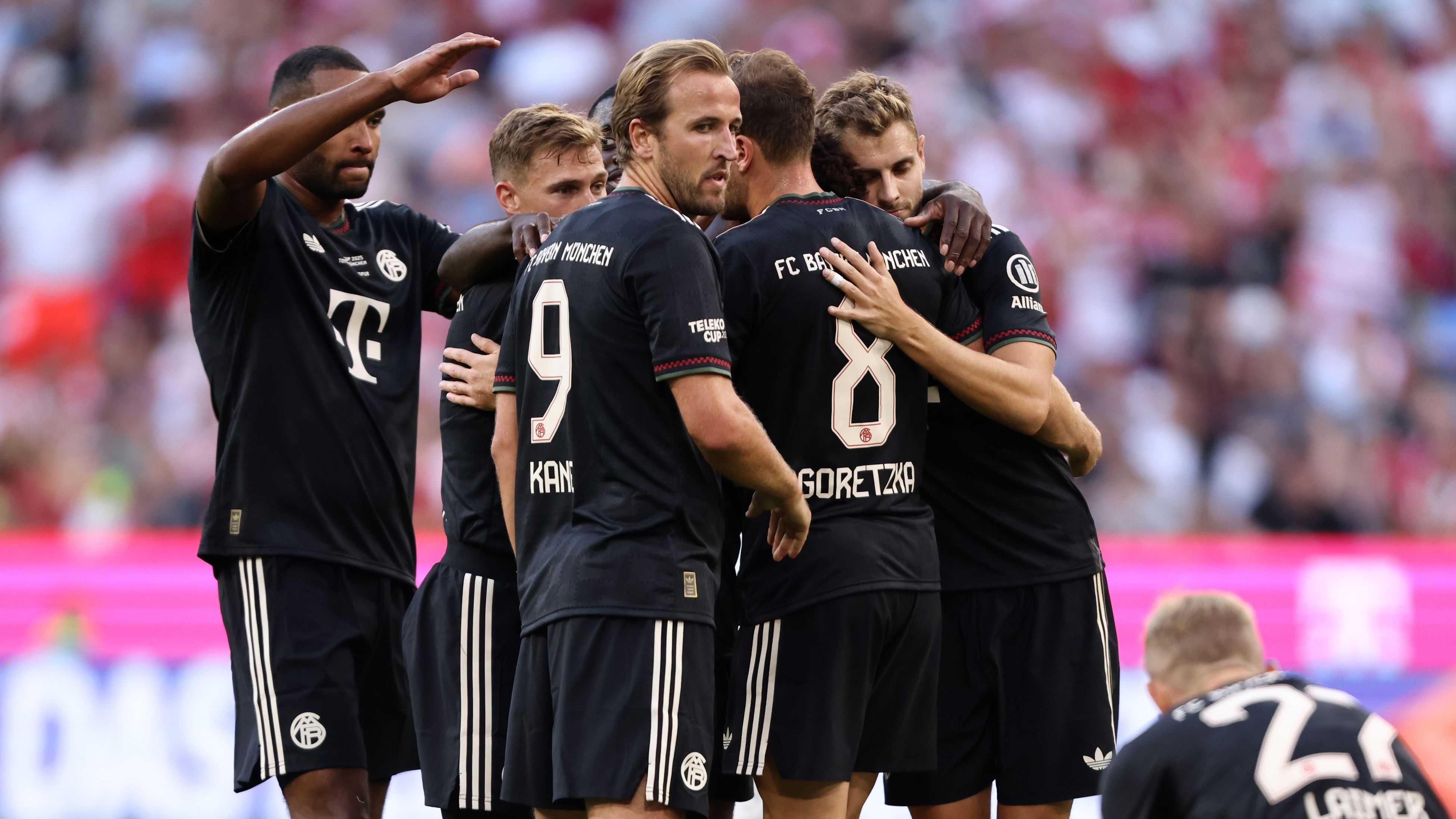 Bayern Munich Mounts Late Challenge Against Chelsea for Xavi Simons, Though the Attacker's Decision is Final