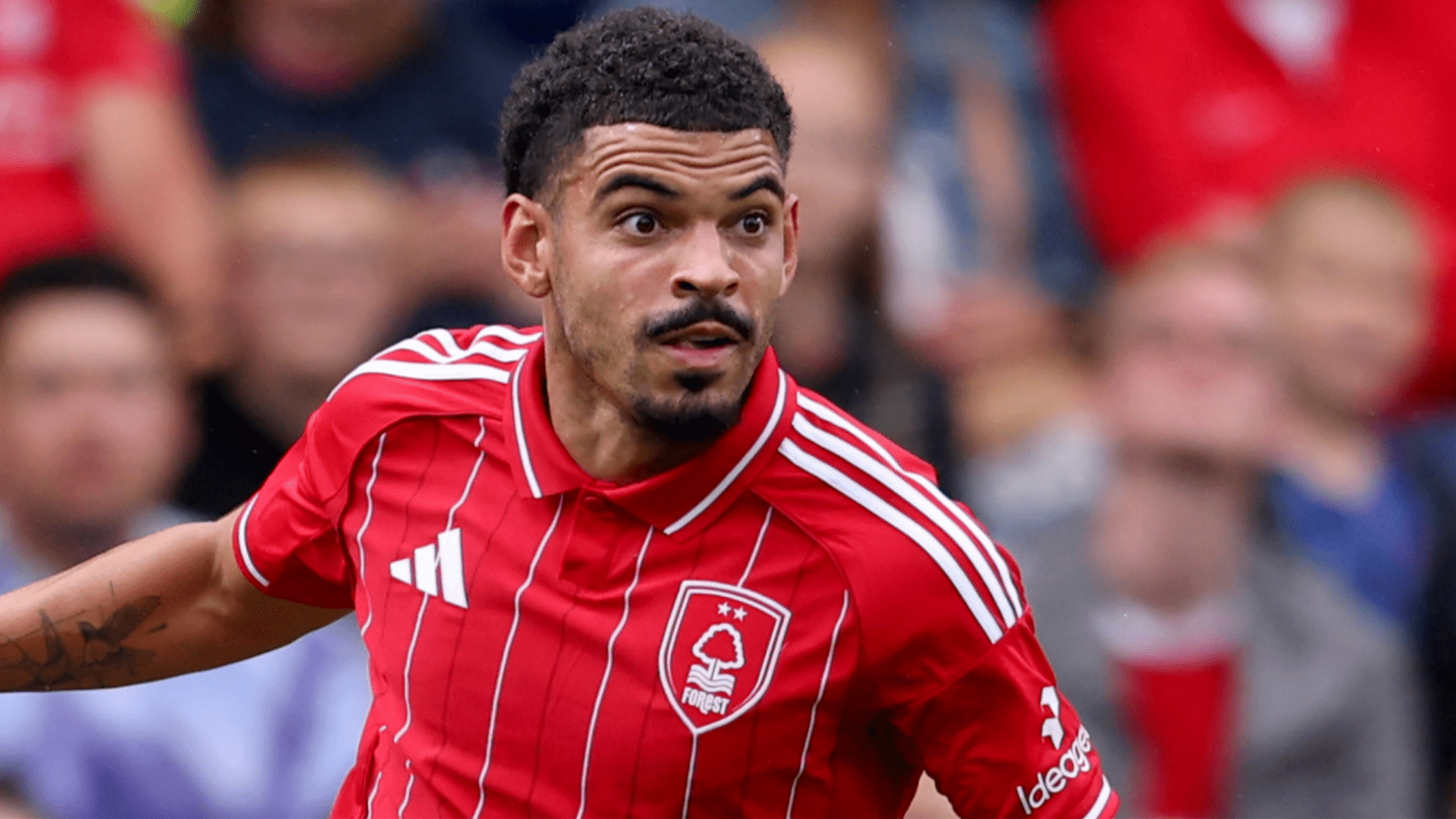 Tottenham Submits Renewed Bid for Morgan Gibbs-White Amid Nottingham Forest's Legal Threats, Followed by Midfielder's Apology to Thomas Frank