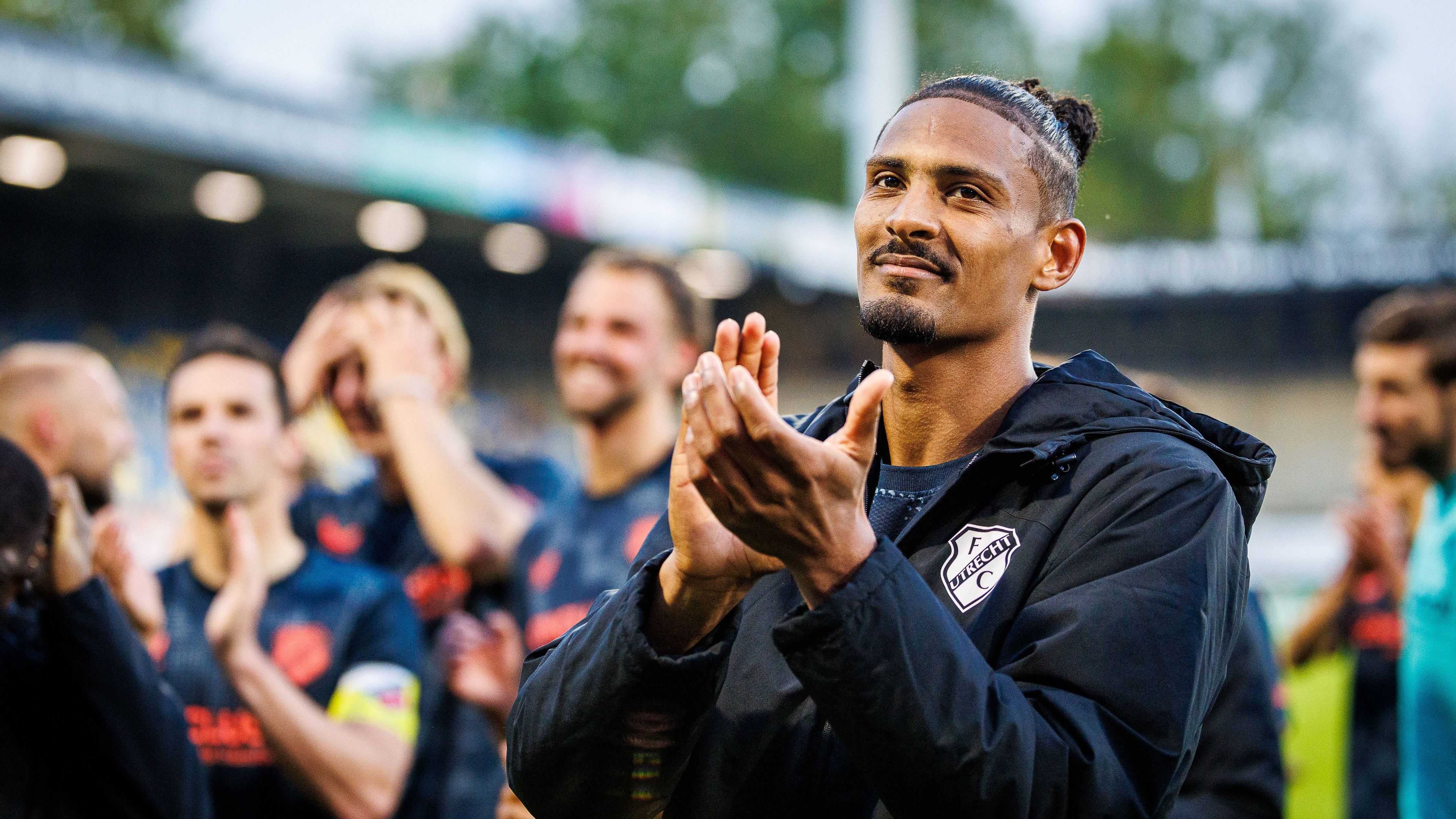 Sebastien Haller's Transfer to Borussia Dortmund Delayed by Demands for Significant Compensation