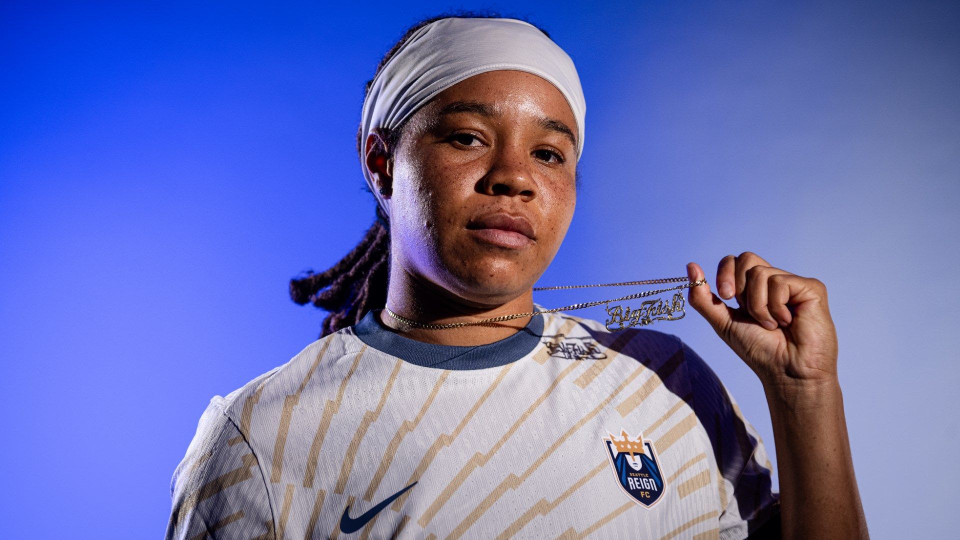 Acquiring Fridolina Rolfo: Manchester United's Strategic Move to Compete – BALLBB Evaluates the Top Women's Transfers in the 2025 Summer Window