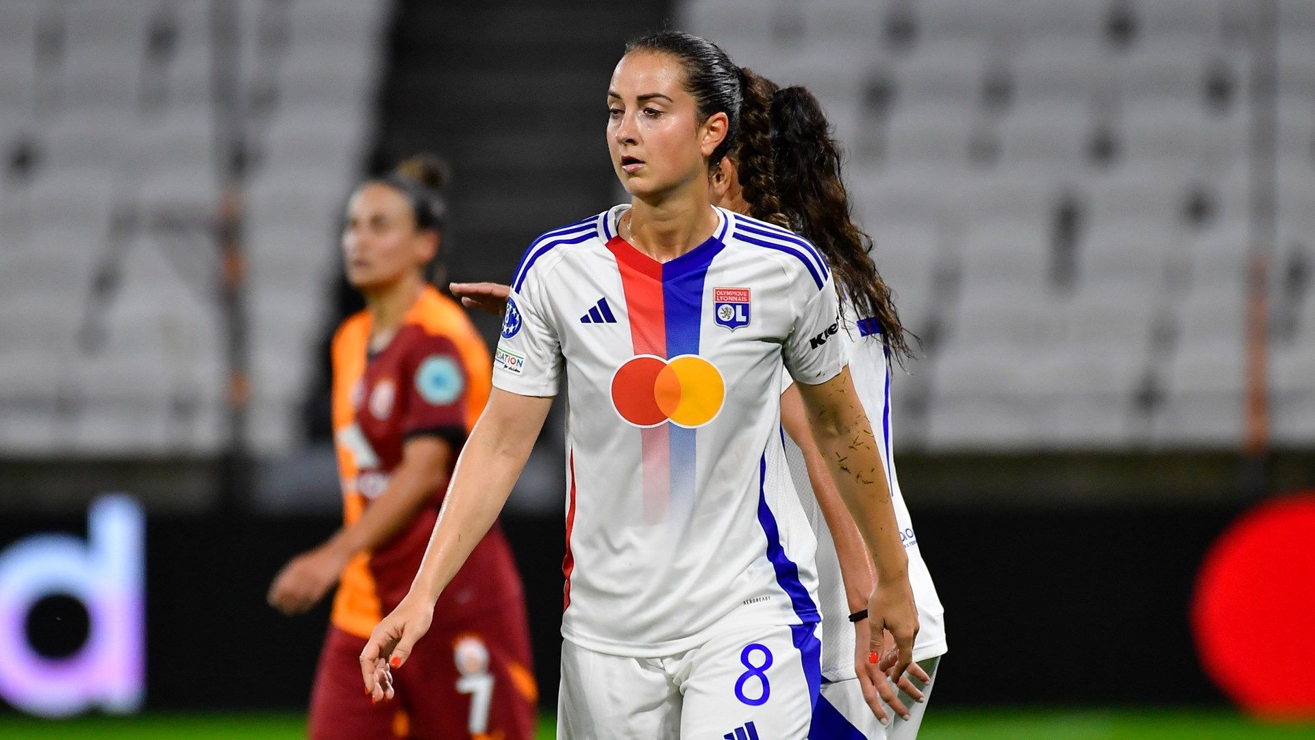 Acquiring Fridolina Rolfo: Manchester United's Strategic Move to Compete – BALLBB Evaluates the Top Women's Transfers in the 2025 Summer Window