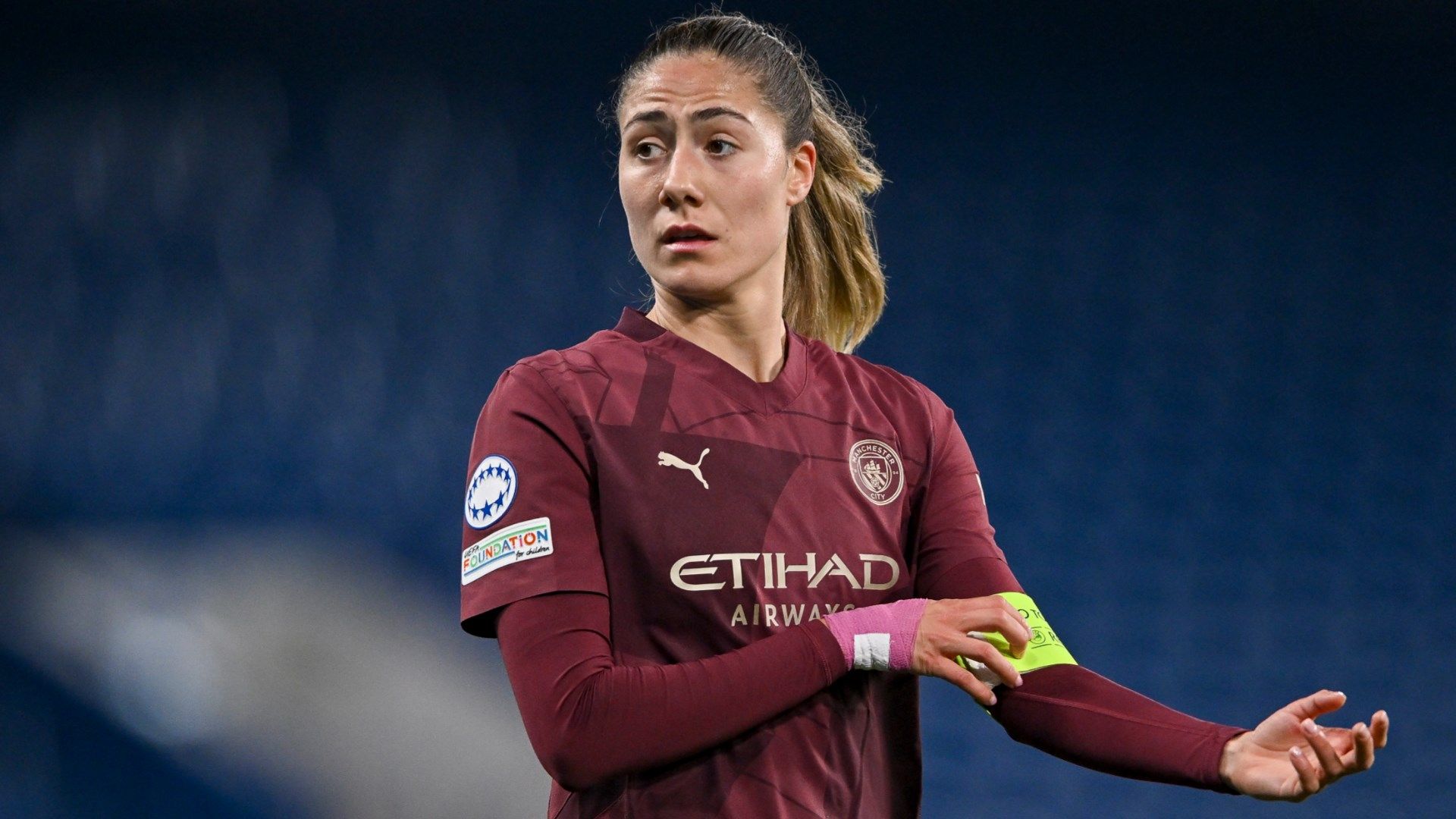 Acquiring Fridolina Rolfo: Manchester United's Strategic Move to Compete – BALLBB Evaluates the Top Women's Transfers in the 2025 Summer Window