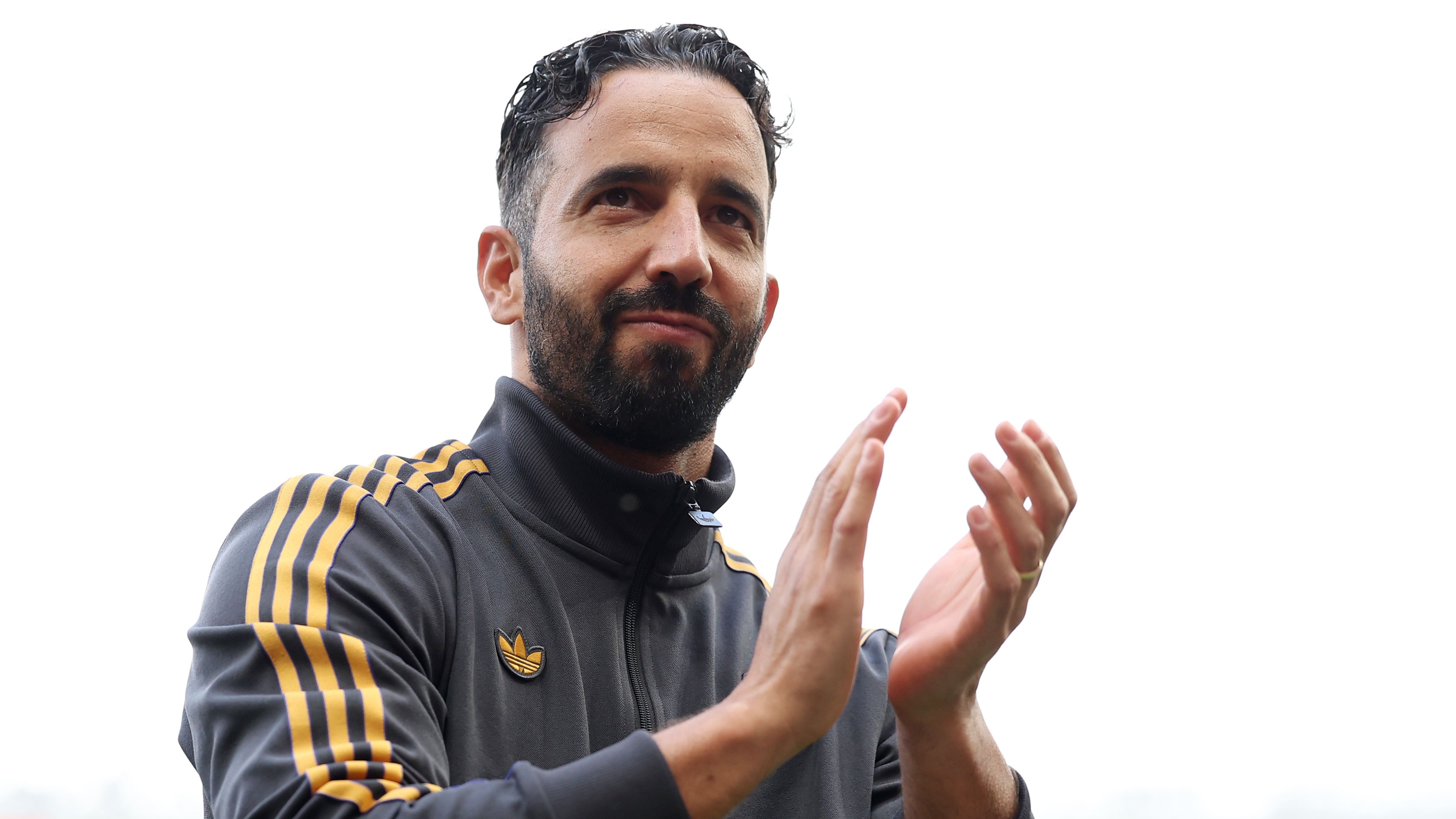 Former Coach Advocates Prioritizing Adam Wharton Over Carlos Baleba in Ruben Amorim's Manchester United Midfield Strategy