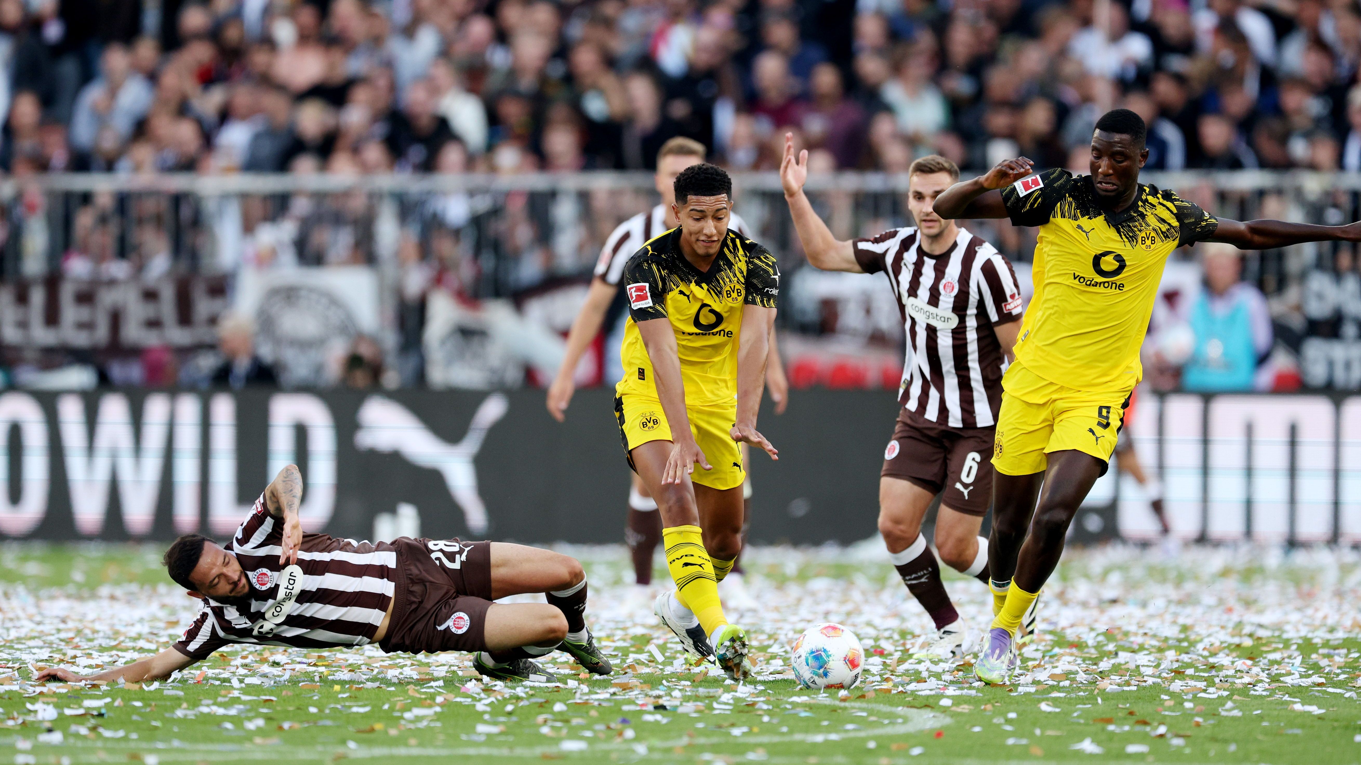 Borussia Dortmund Criticized for Tactical Blunder Leading to Draw Against St Pauli