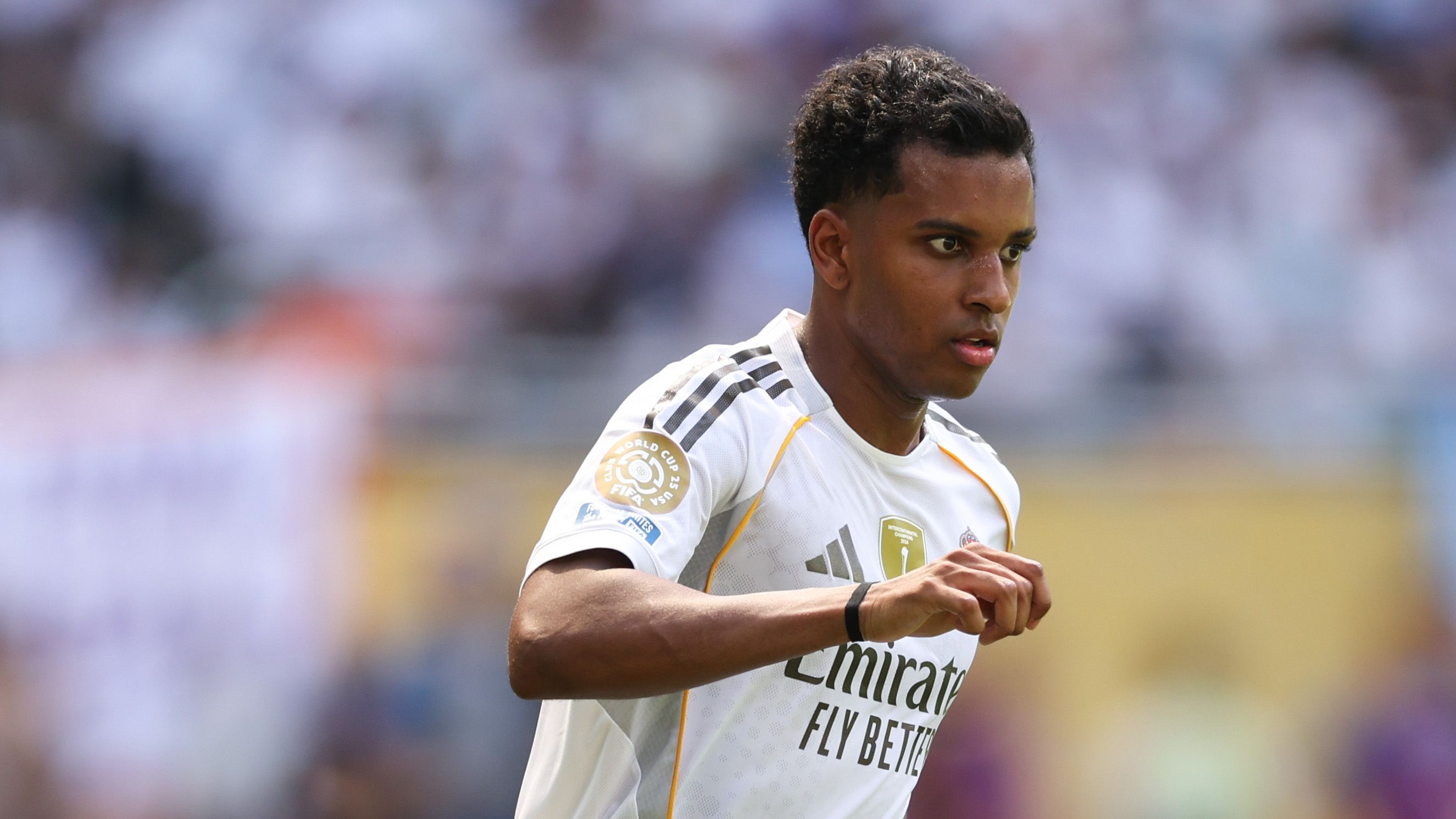 Real Madrid Awaits Premier League Inquiries as Arsenal, Liverpool, and Manchester City Consider Final Transfer Bids for Rodrygo
