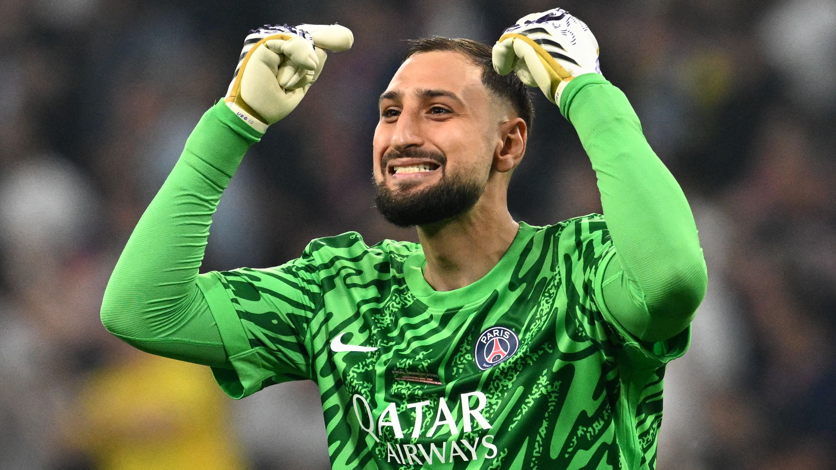 Italian Press Urges Pep Guardiola to Sign Gianluigi Donnarumma After James Trafford's Error in Manchester City's Defeat to Tottenham