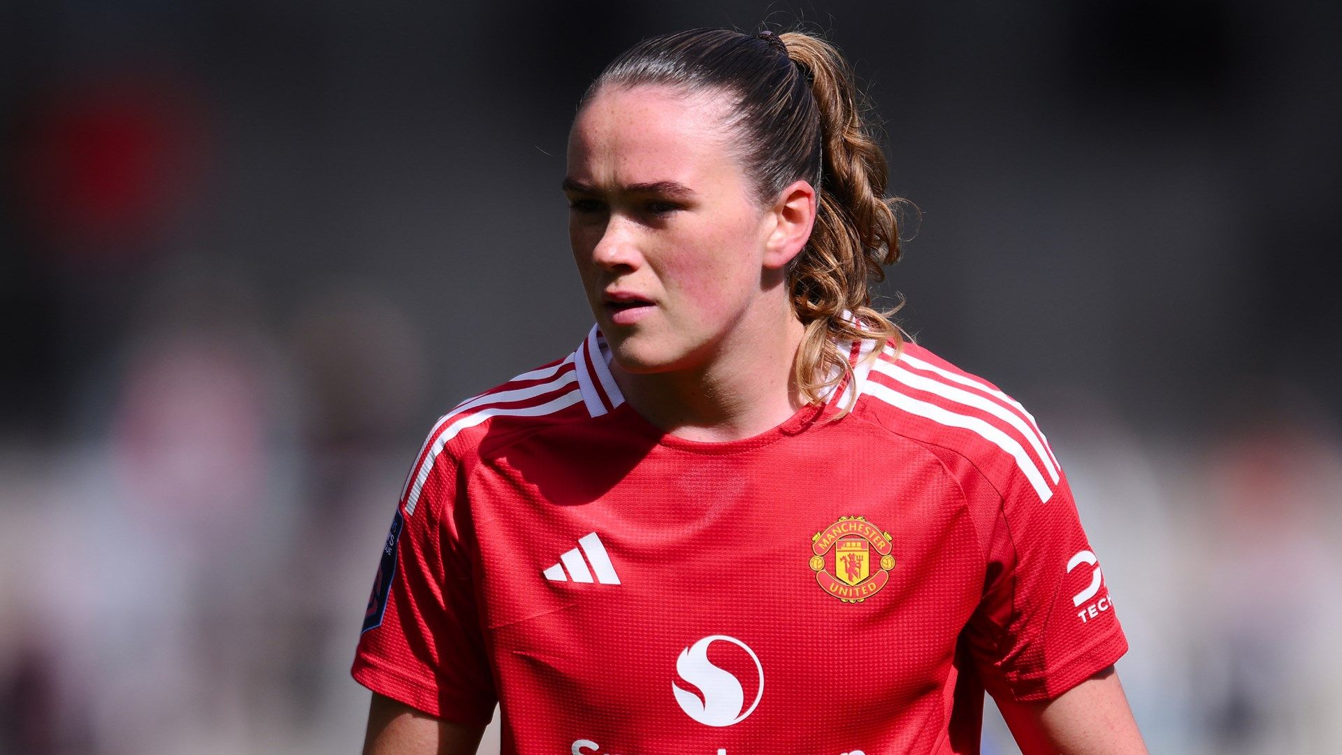 England International Grace Clinton Among Four Players Absent for Manchester United's Champions League Qualifier Against PSV, Amid Transfer Speculation to Rivals Manchester City