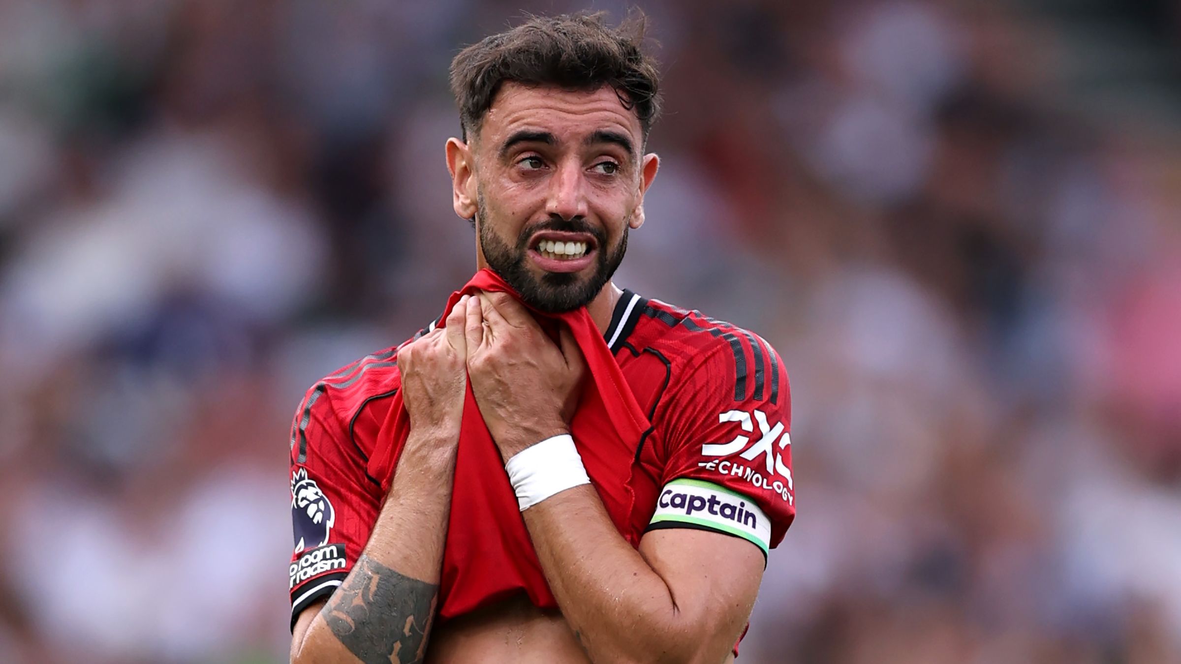 Alex Iwobi Discusses Fulham's Tactical Exploitation of Manchester United's Vulnerabilities in Message to Manager Ruben Amorim