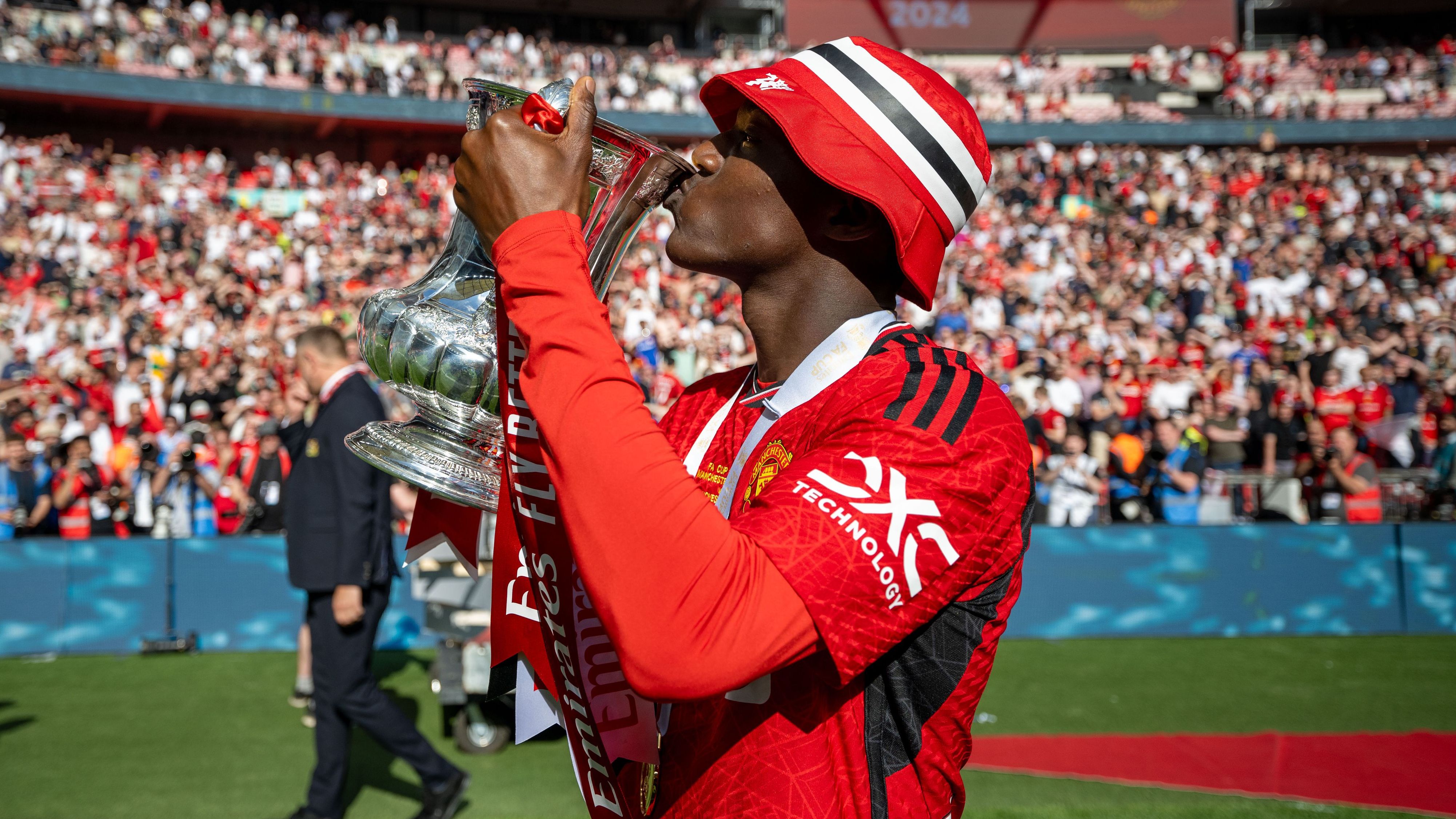 Manchester United's Dilemma: The Potential Regret of Prompting Kobbie Mainoo's Departure