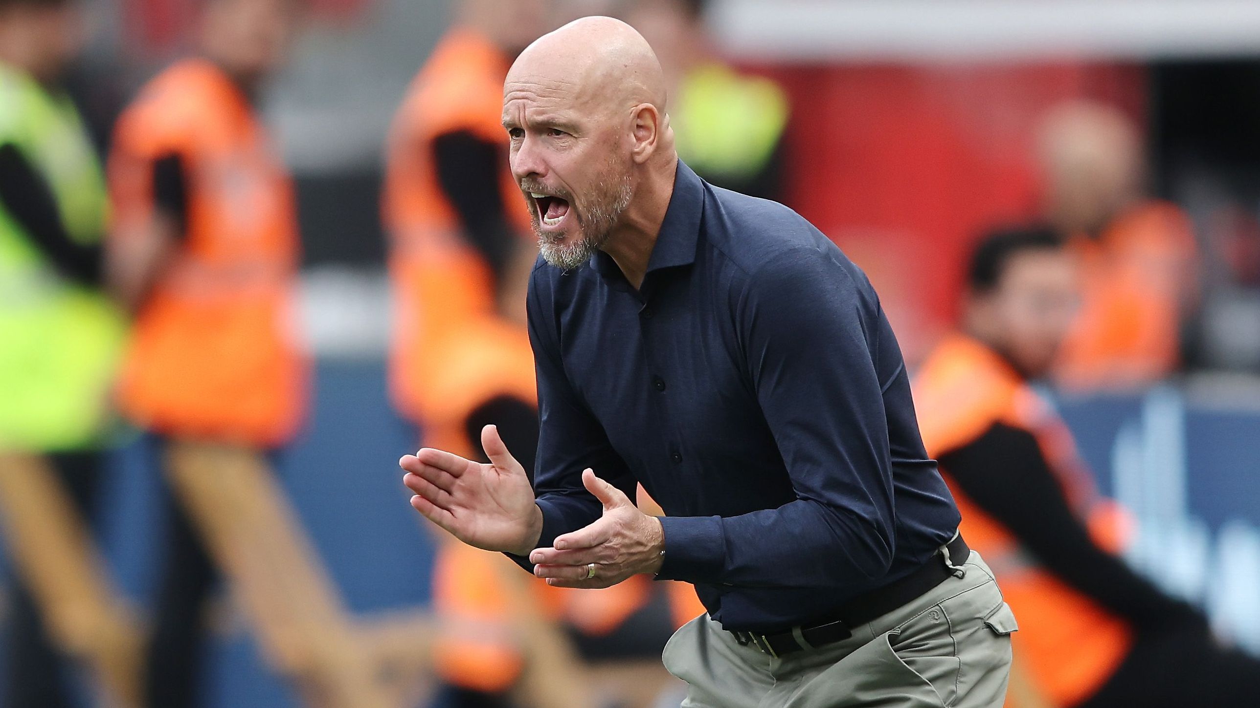 Erik ten Hag Faces Mounting Pressure as His Coaching Philosophy Eludes Bayer Leverkusen Amid Challenging Start Post-Xabi Alonso