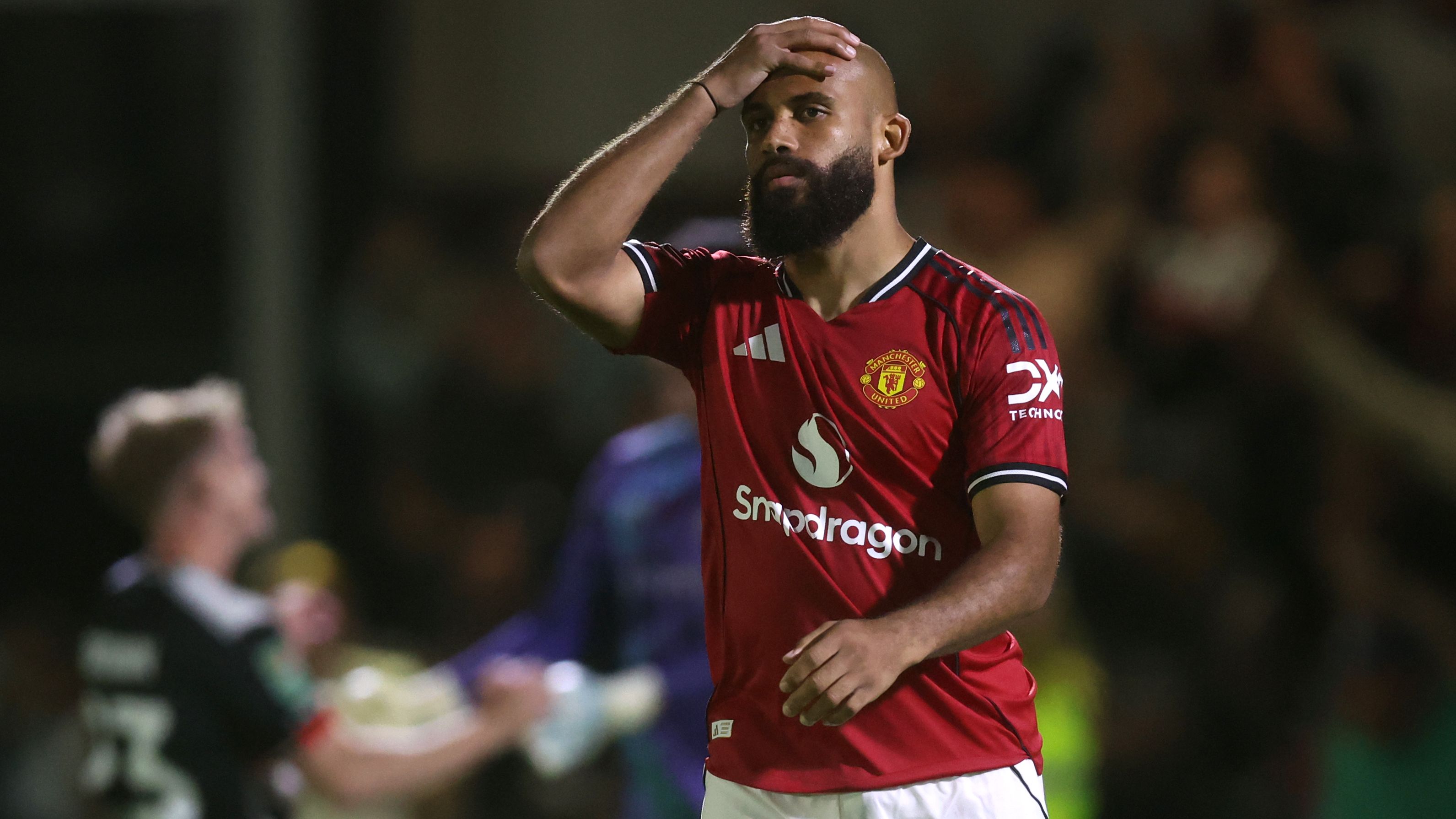 Manchester United Player Ratings vs. Grimsby Town: Onana's Errors Contribute to Upset Carabao Cup Elimination After Dramatic Comeback and Extended Penalty Shootout