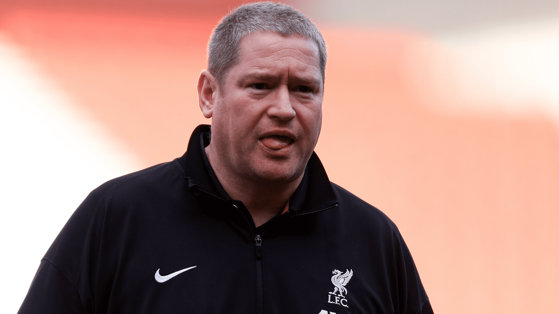 Matt Beard Resigns from Burnley to Pursue Leicester Role After Sacking of Head Coach Amandine Miquel Ahead of WSL Season Opener