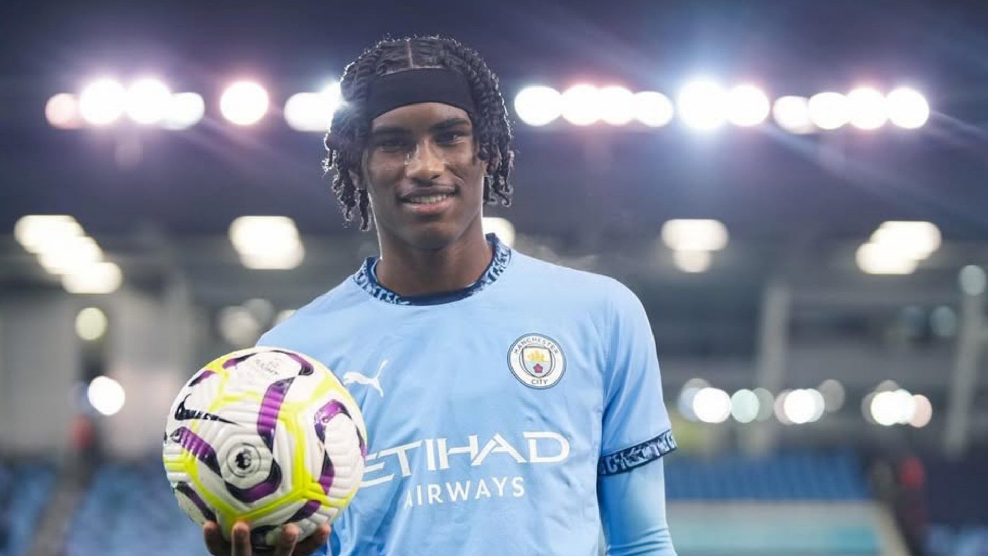 Pep Guardiola Calls Up Son of Premier League and England Legend to Train with First Team Ahead of Brighton Match