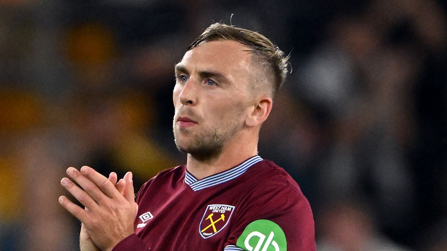 Jarrod Bowen Apologizes for Outburst at West Ham Fan, Committing to Set a Better Example After Carabao Cup Loss to Wolves