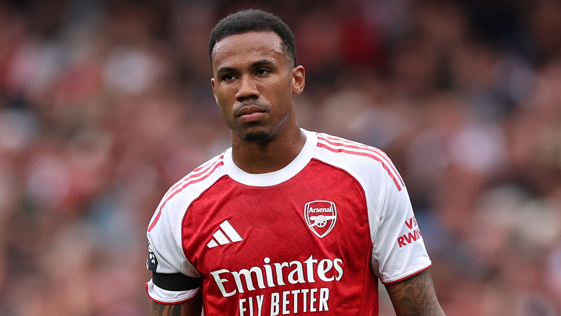 El Arsenal llega a un acuerdo con el Bayer Leverkusen para el traspaso de Piero Hincapie en una operación de préstamo con opción a compra por 52 millones de euros.