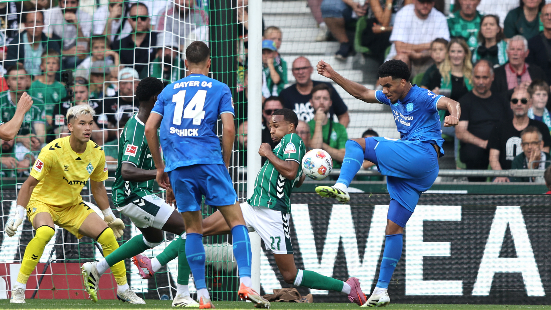 USMNT Attacking Midfielder Malik Tillman Scores on Bayer Leverkusen Debut Following PSV Transfer