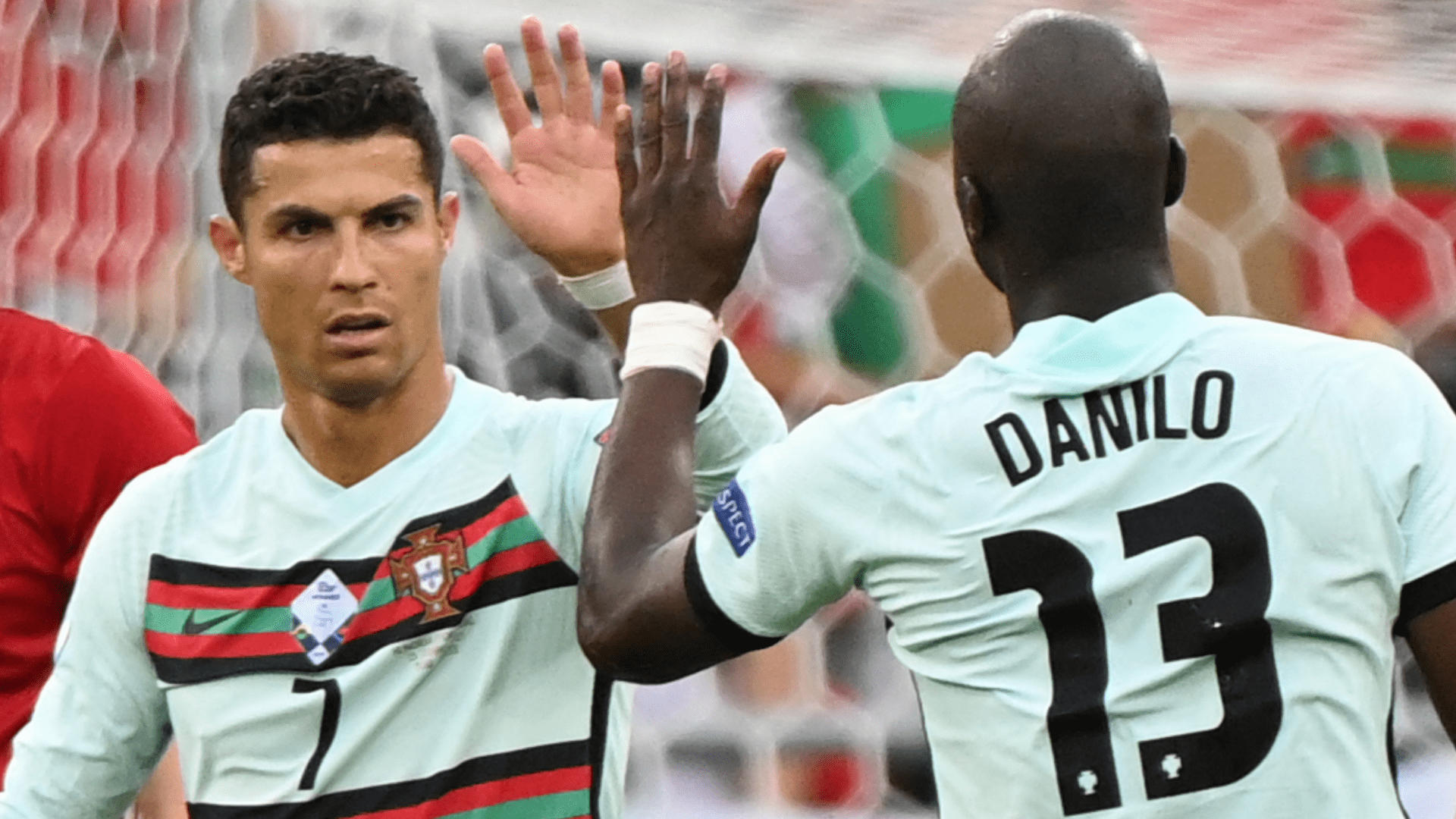 Shared Legendary Traits of Lionel Messi and Cristiano Ronaldo, Revealed by Teammates Who Have Played Alongside Both