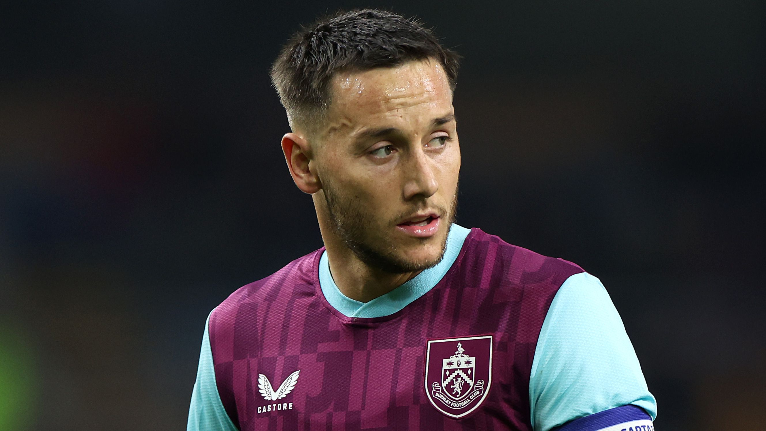 The Top 10 Premier Free Agents Available Outside Transfer Windows: Including Christian Eriksen and Alex Oxlade-Chamberlain