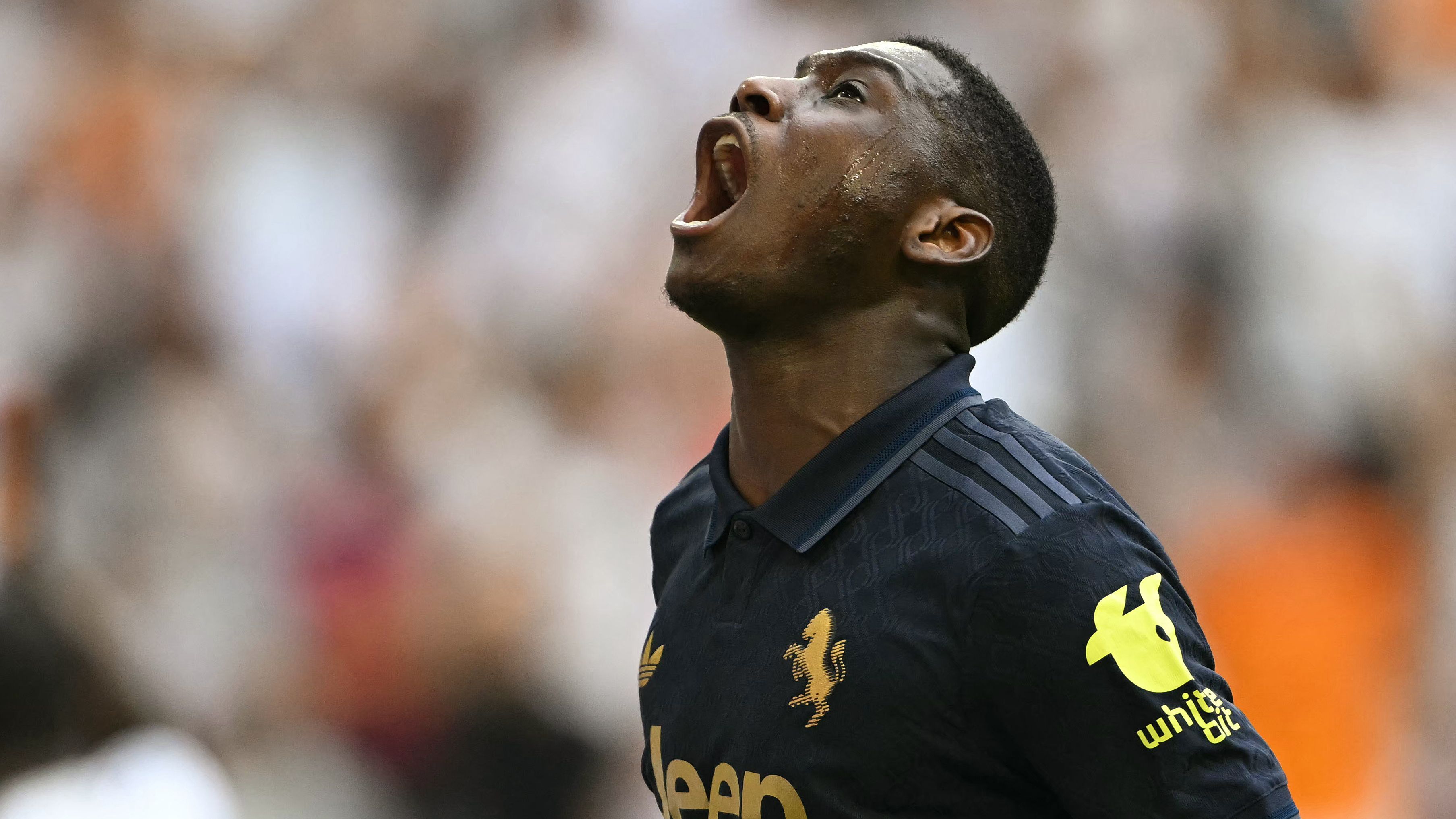 Tottenham Hotspur Engages in Deadline Day Negotiations with Paris Saint-Germain for Potential Striker Acquisition