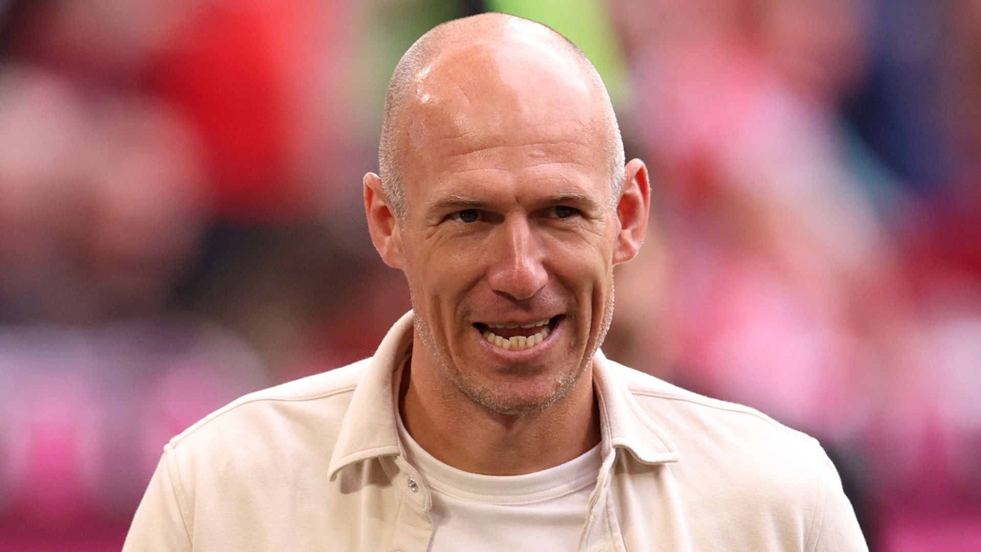 Arjen Robben Transitions to Professional Status in a Rapidly Growing Sport, Following Zlatan Ibrahimovic's Lead