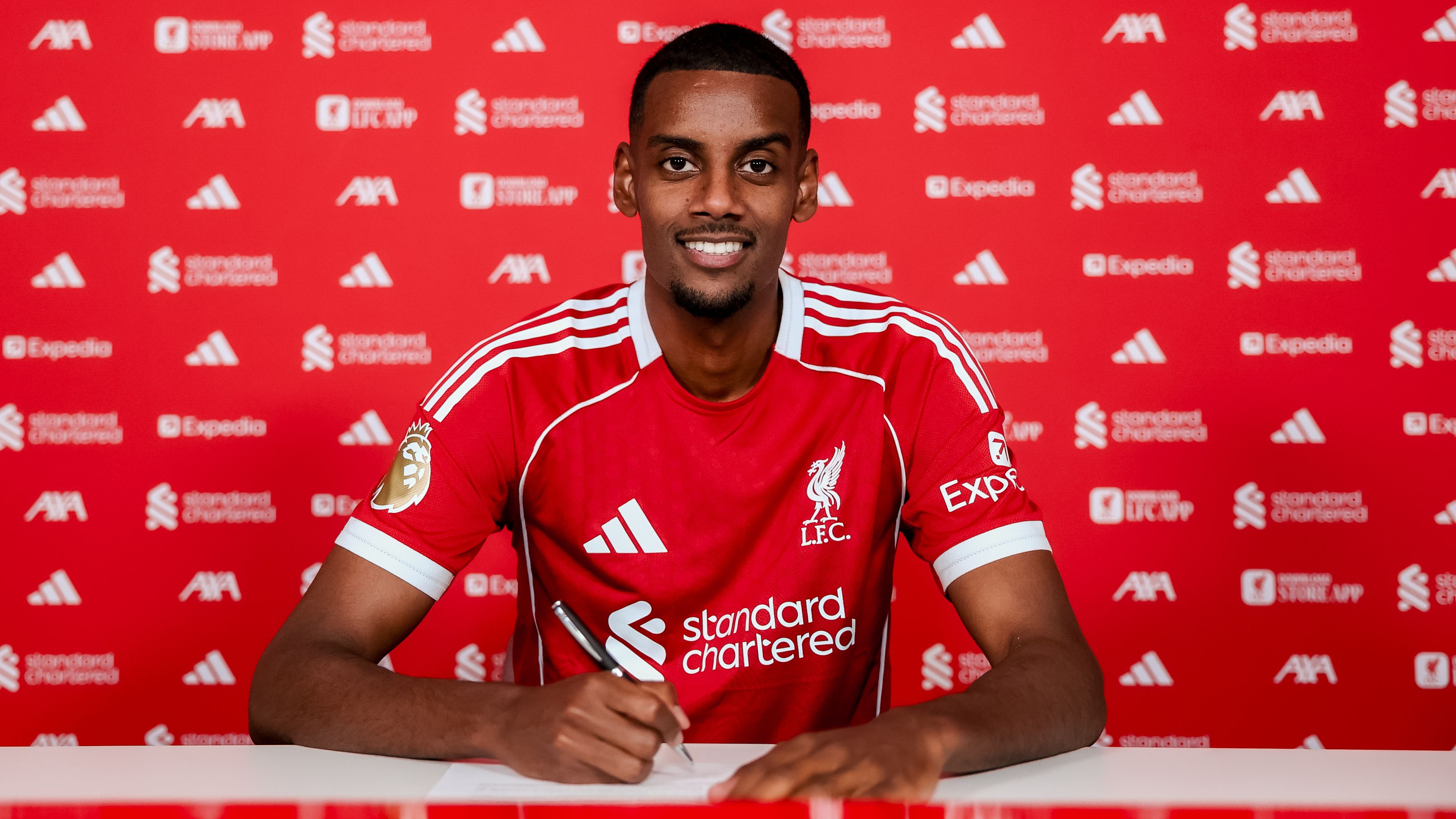 Thank You, Newcastle: Liverpool's Record Signing Alexander Isak Shares Farewell Message to Former Club Following Contentious Transfer Period