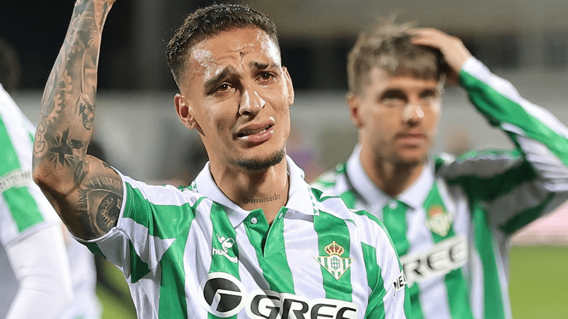 Antony Opens Up on Emotional Struggles: Betis Fans Disrupt Sleep at 2 AM Amid 40-Day Hotel Stay Before Finalizing Man Utd Exit