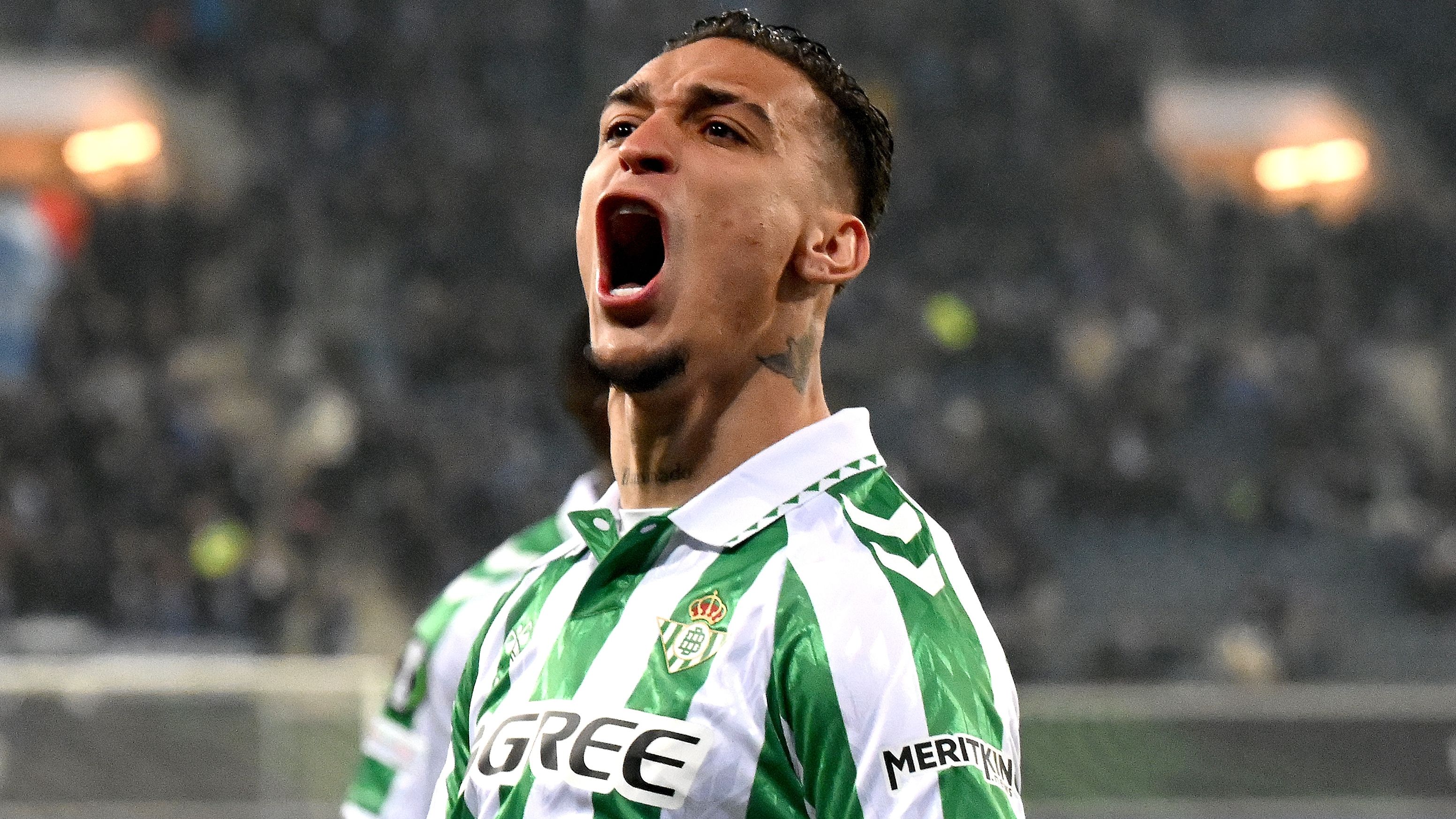 Antony Mobbed by Enthusiastic Betis Fans After Resolving Manchester United Transfer Saga on Deadline Day