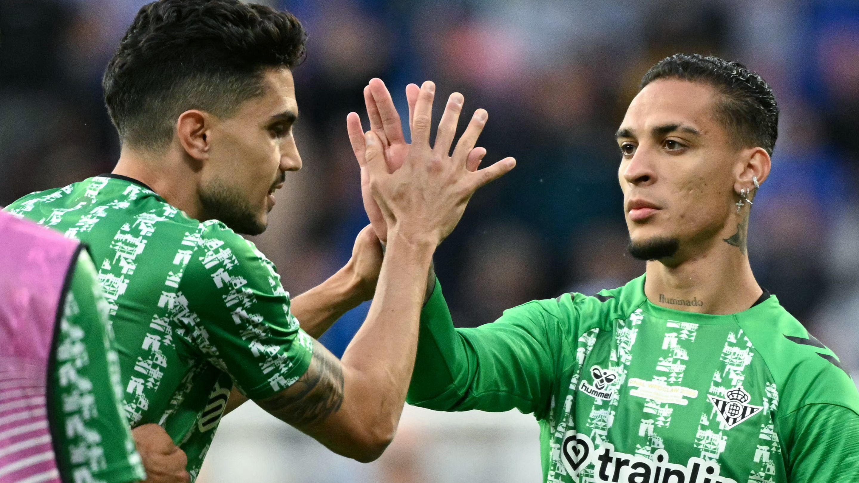 Antony Mobbed by Enthusiastic Betis Fans After Resolving Manchester United Transfer Saga on Deadline Day