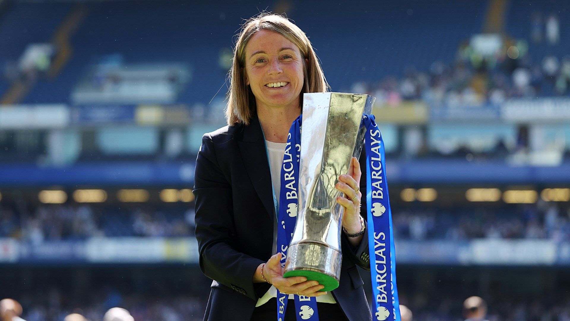Can Arsenal, Manchester United, or Manchester City Challenge Chelsea's Dominance in the Women's Super League and End Their Seven-Year Title Run?