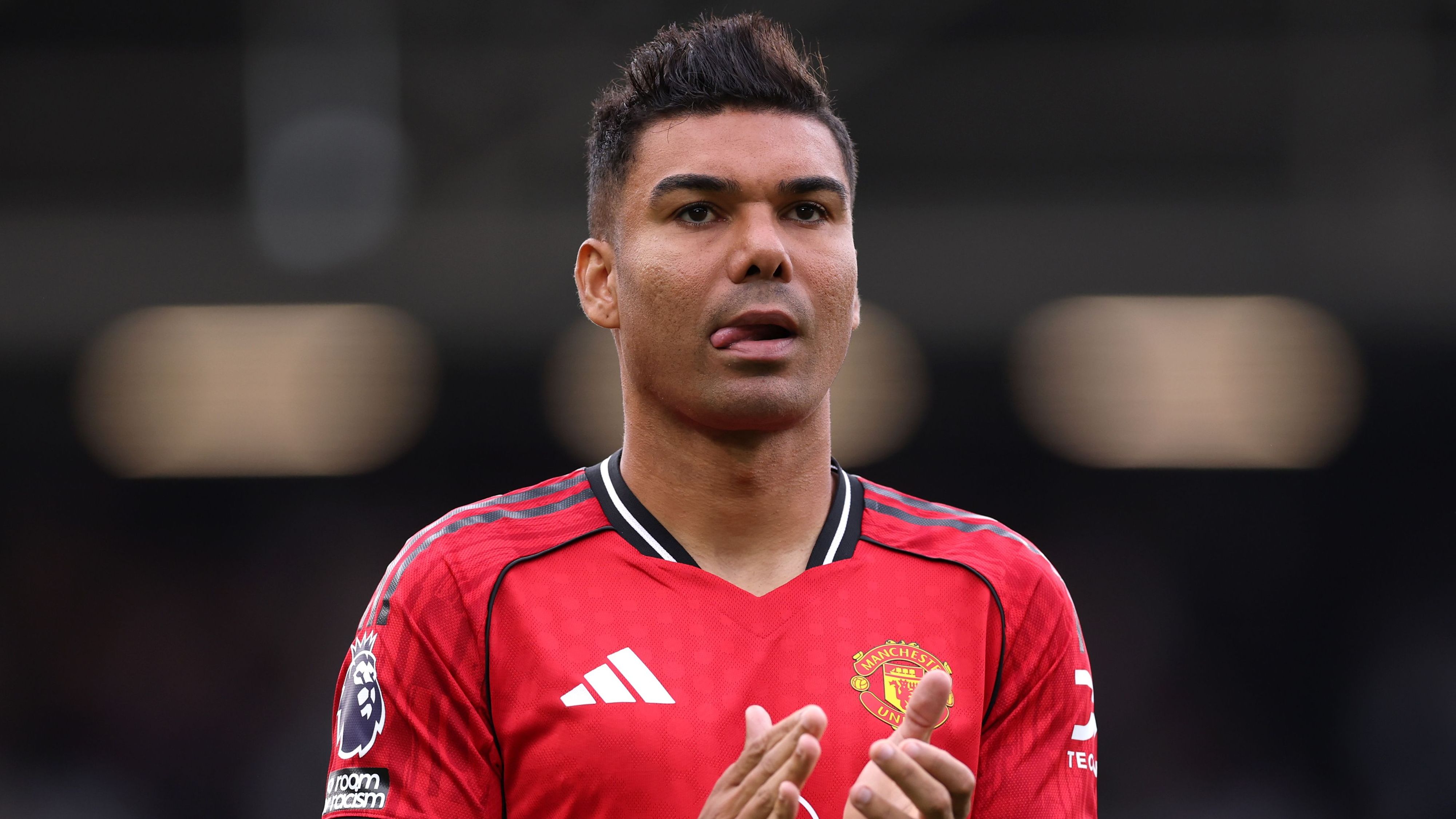 Reasons Behind Casemiro's Rejection of Al-Nassr Transfer and Decision to Stay at Manchester United – Exclusive Insights