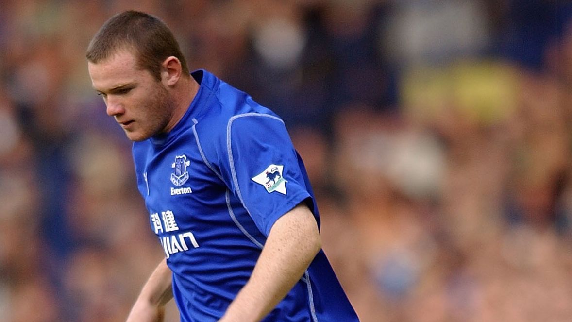 Michael Owen Asserts Superiority Over Wayne Rooney in Striker Comparison Debate