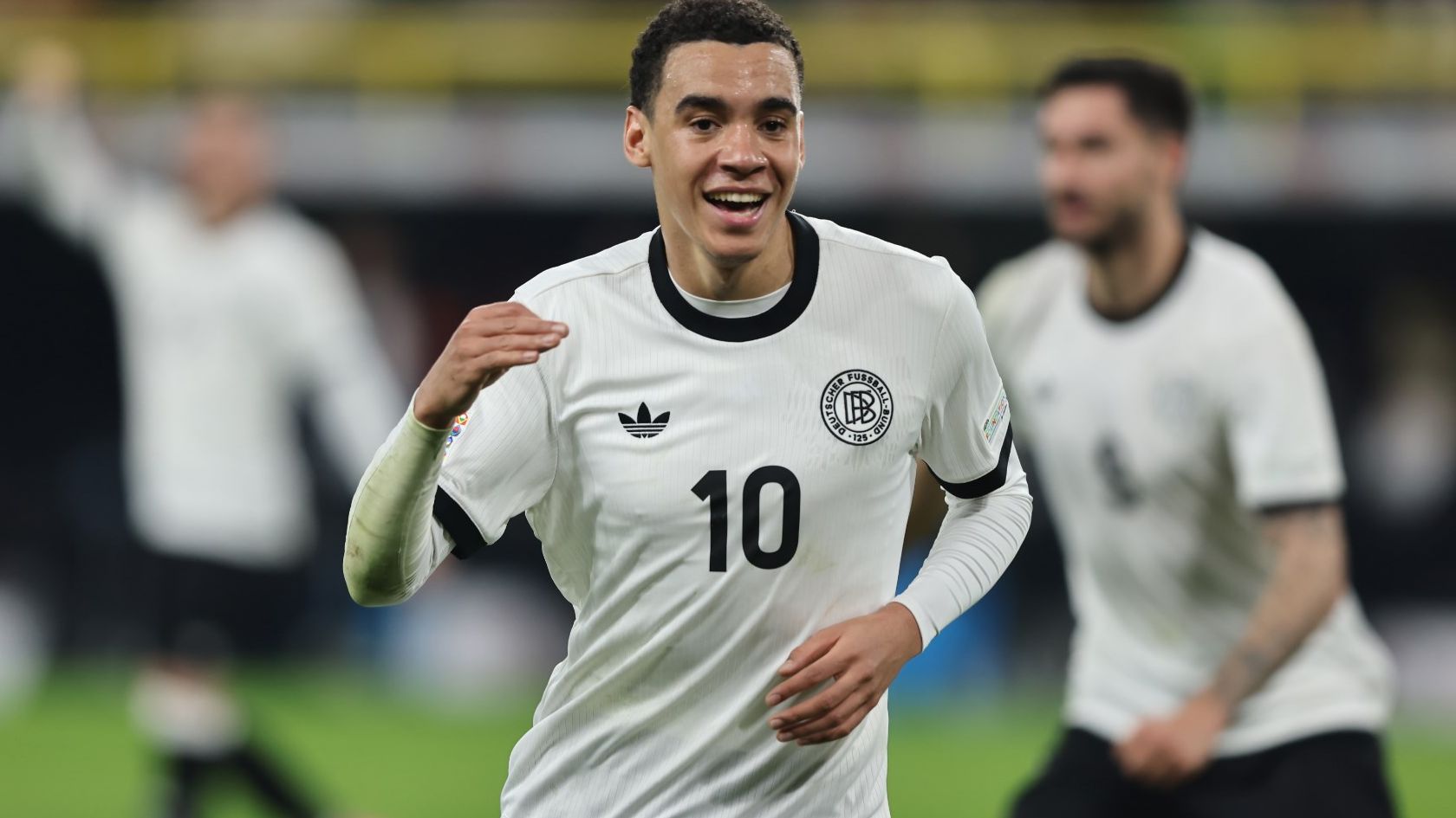 German Icon Hails Jamal Musiala as Irreplaceable Like Messi After Germany's Shocking World Cup Qualifier Loss to Slovakia