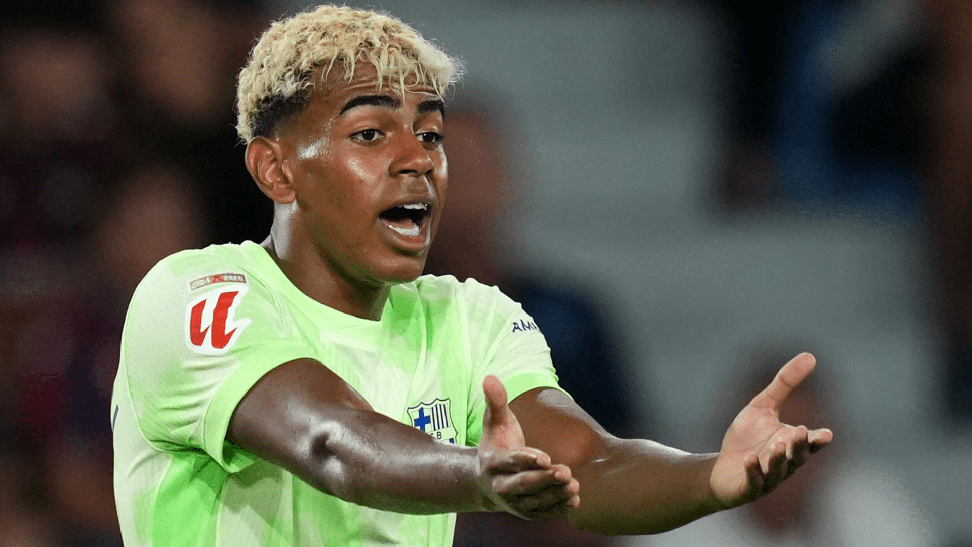 Hansi Flick Reportedly Detains Marcus Rashford and Barcelona Squad in Dressing Room After Disappointing Draw with Rayo Vallecano Over Performance Issues