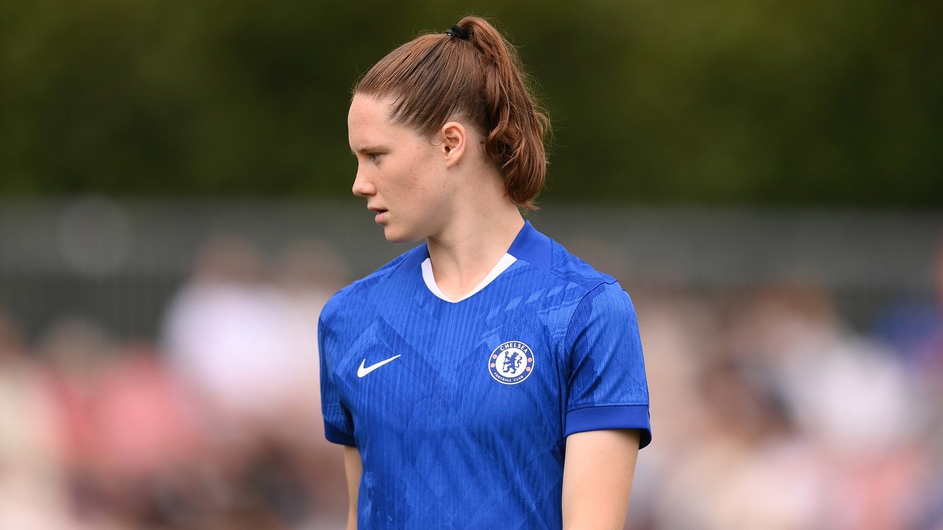 Veerle Buurman: Chelsea's Promising Dutch Talent Vying with Millie Bright and Naomi Girma for Playing Time