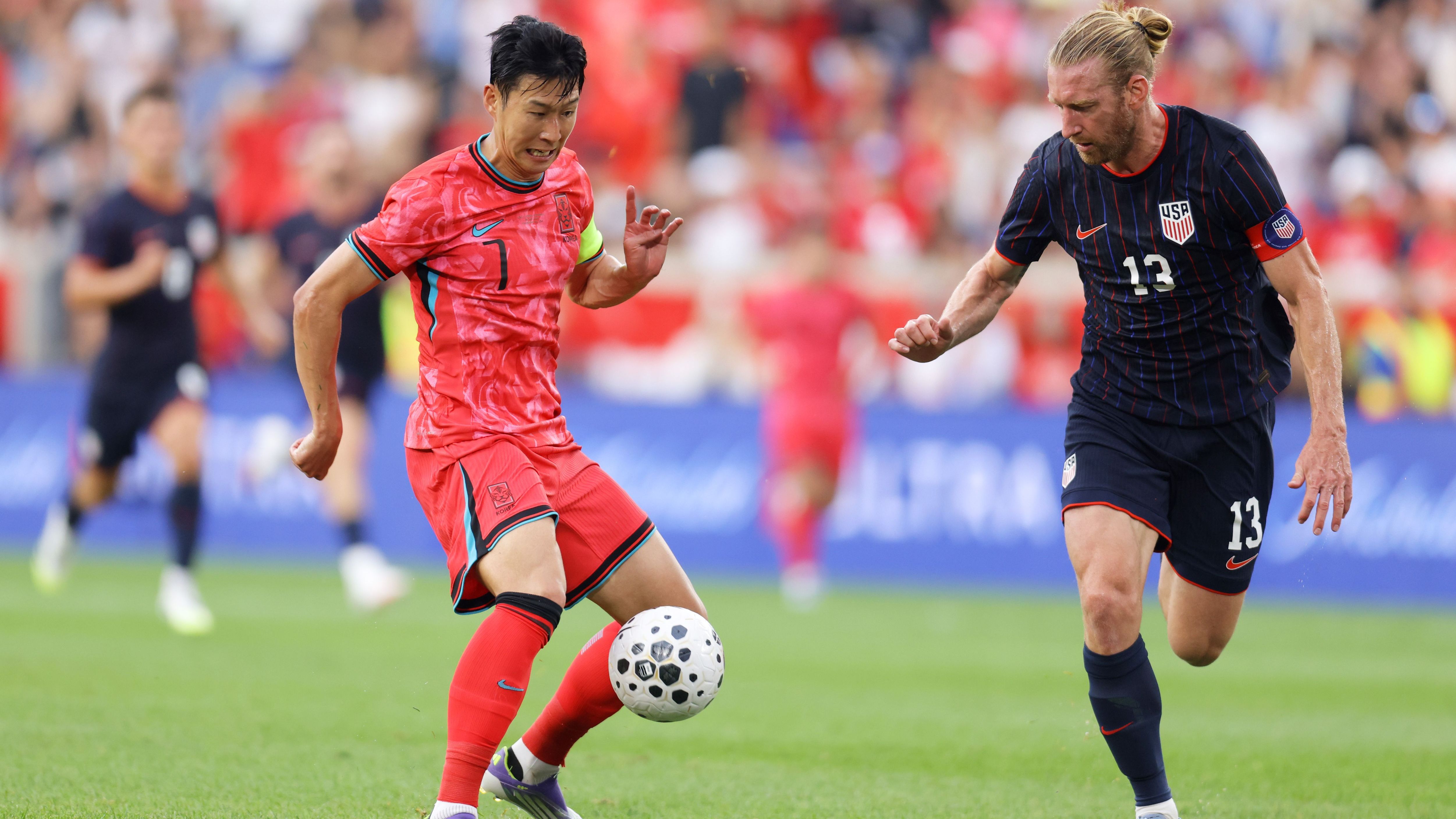 Tim Ream and Son Heung-Min share captains' moment before United States-South Korea friendly