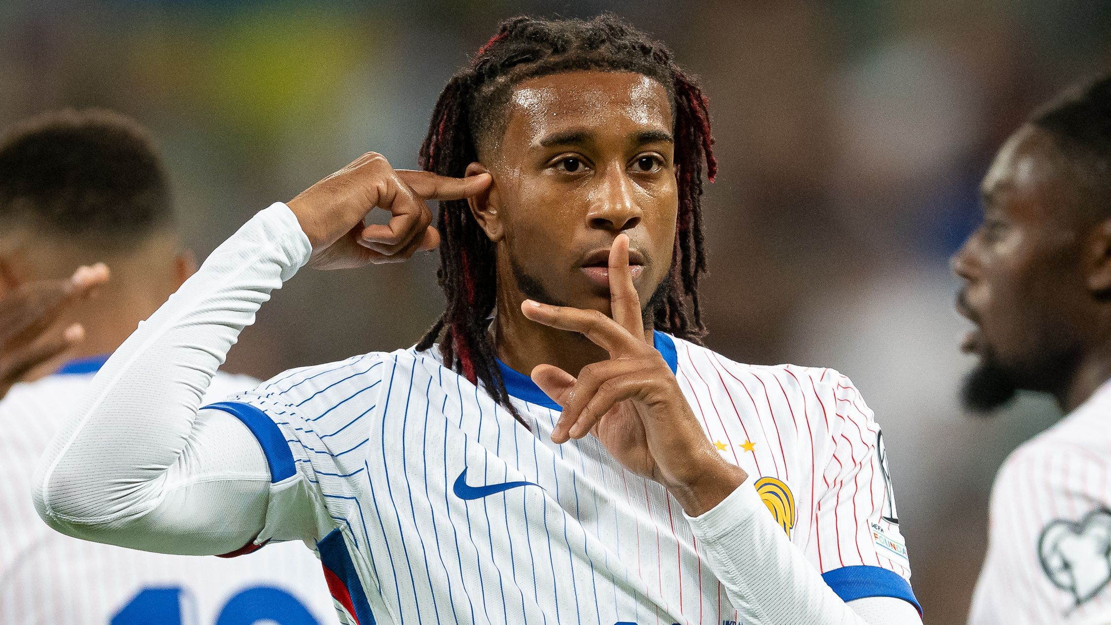 Michael Olise Praised for Exceptional Versatility and Technical Prowess by Griezmann, Deschamps, and Teammates at France and Bayern Munich