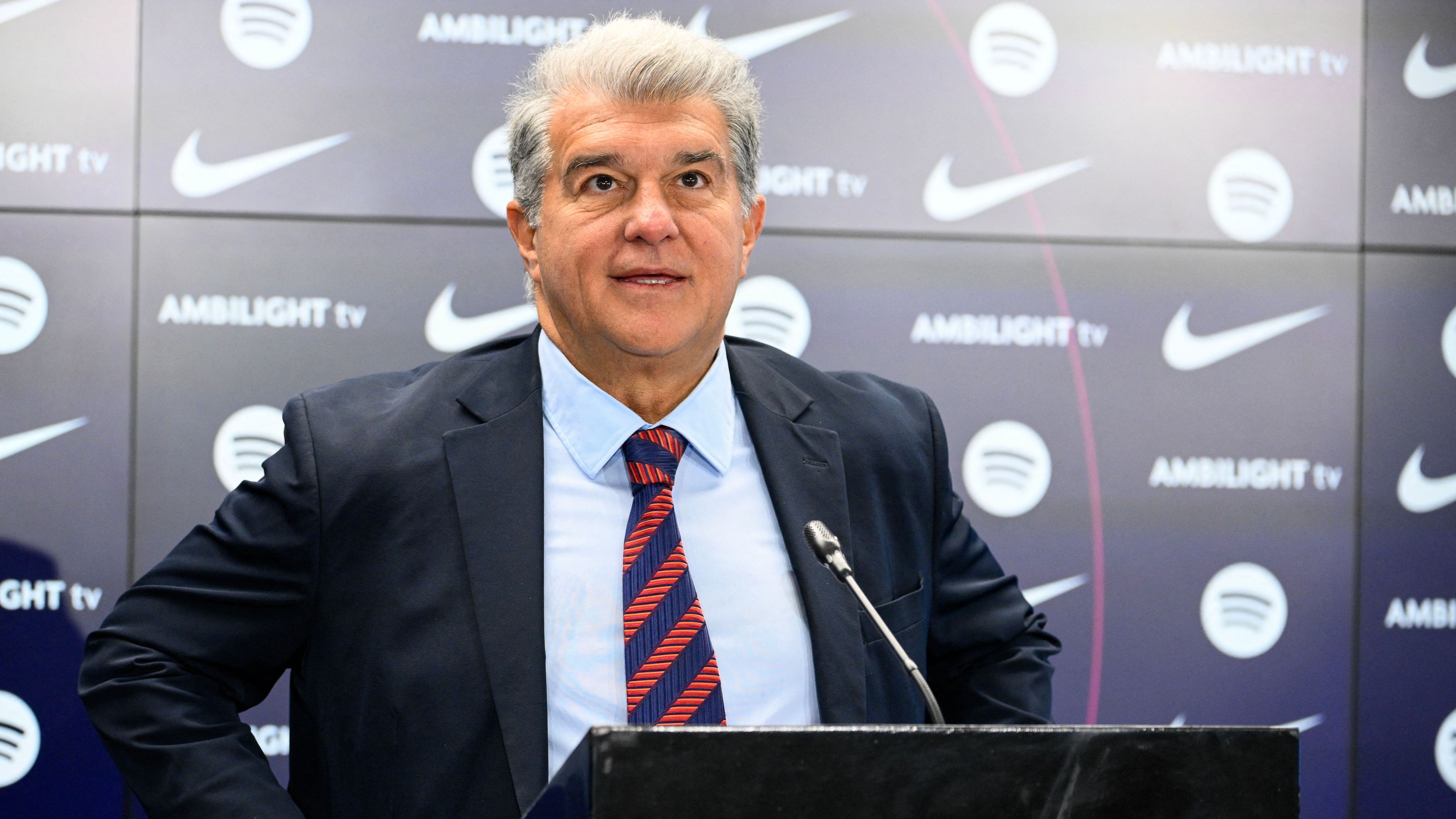 Lionel Messi Considers Involvement in the 2026 Barcelona Presidential Elections Amid Ongoing Tensions with Joan Laporta